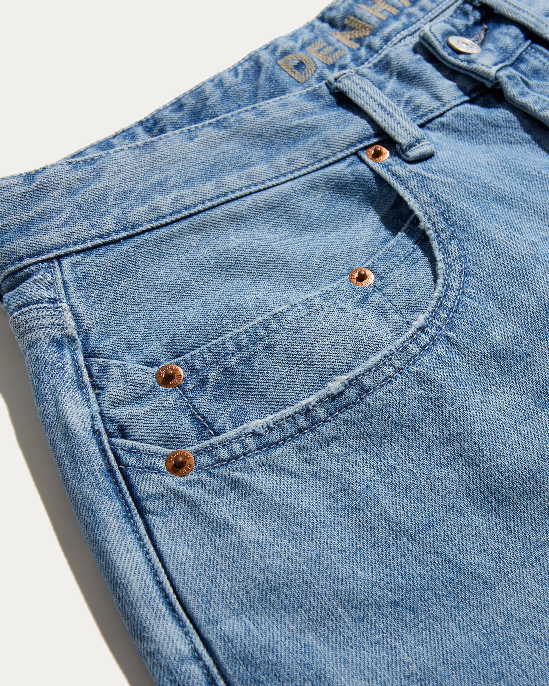 01-26-01-11-034-row3-1