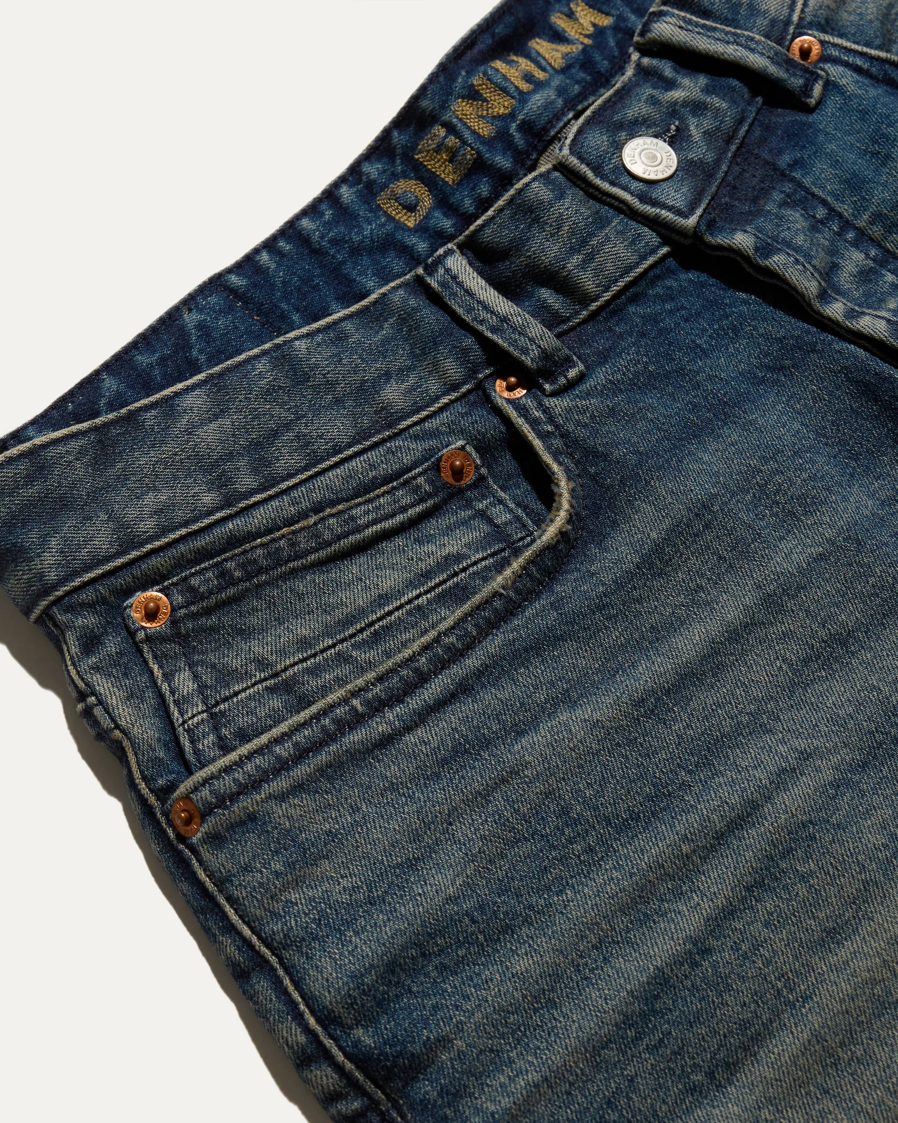 01-26-04-16-002-row3-1