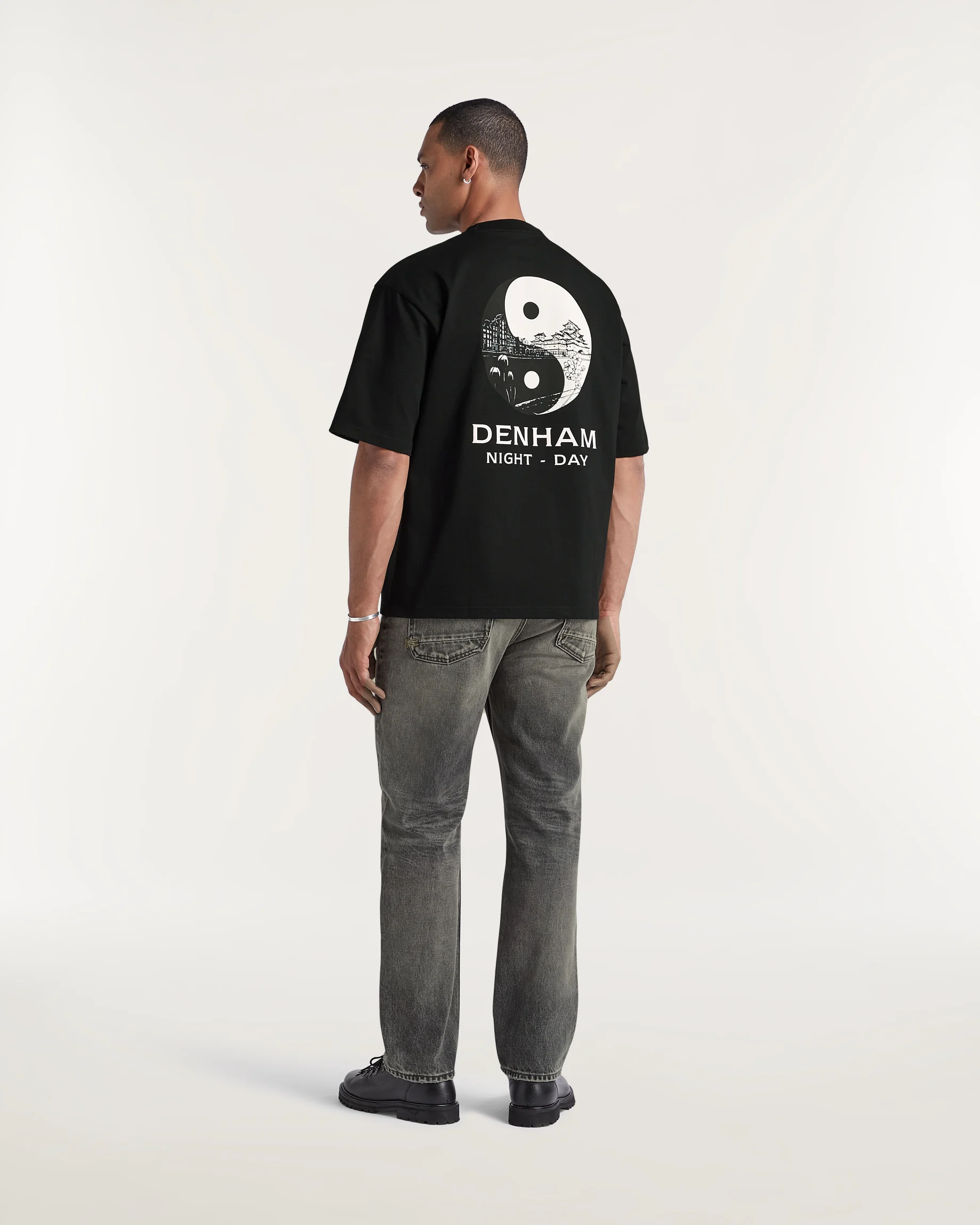 01-25-08-11-003-row1-2