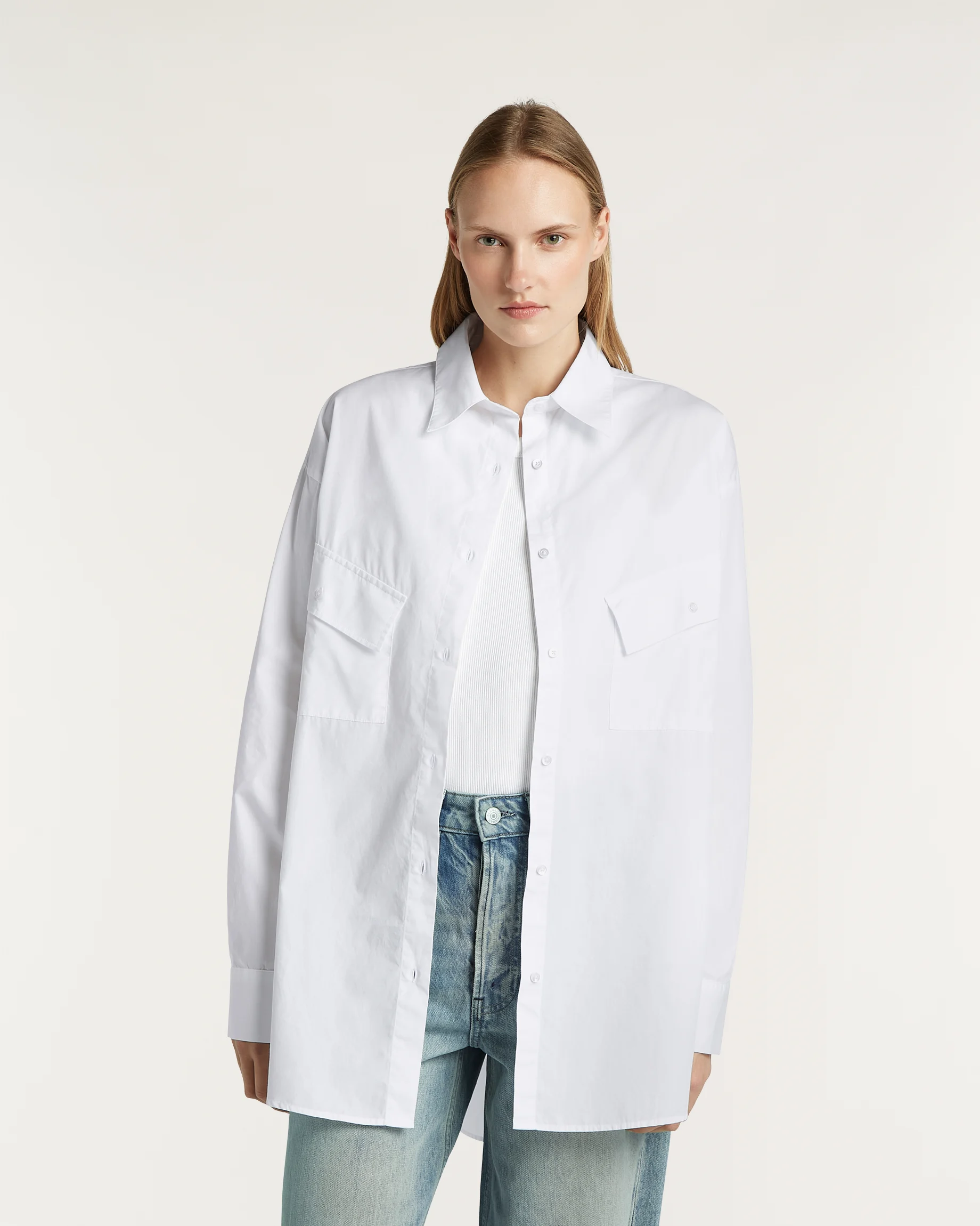 NINA SHIRT WHITE – Oversized Fit
