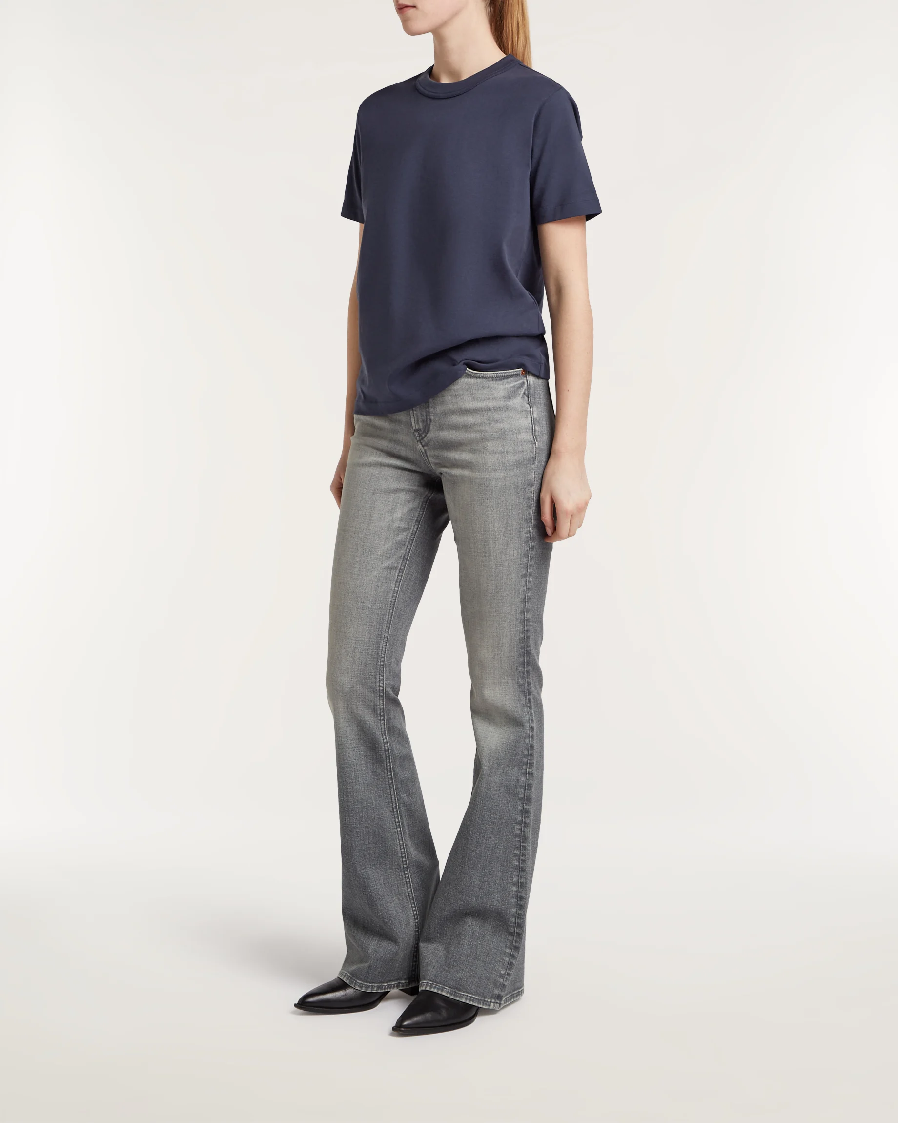 02-26-01-11-024-row3-2