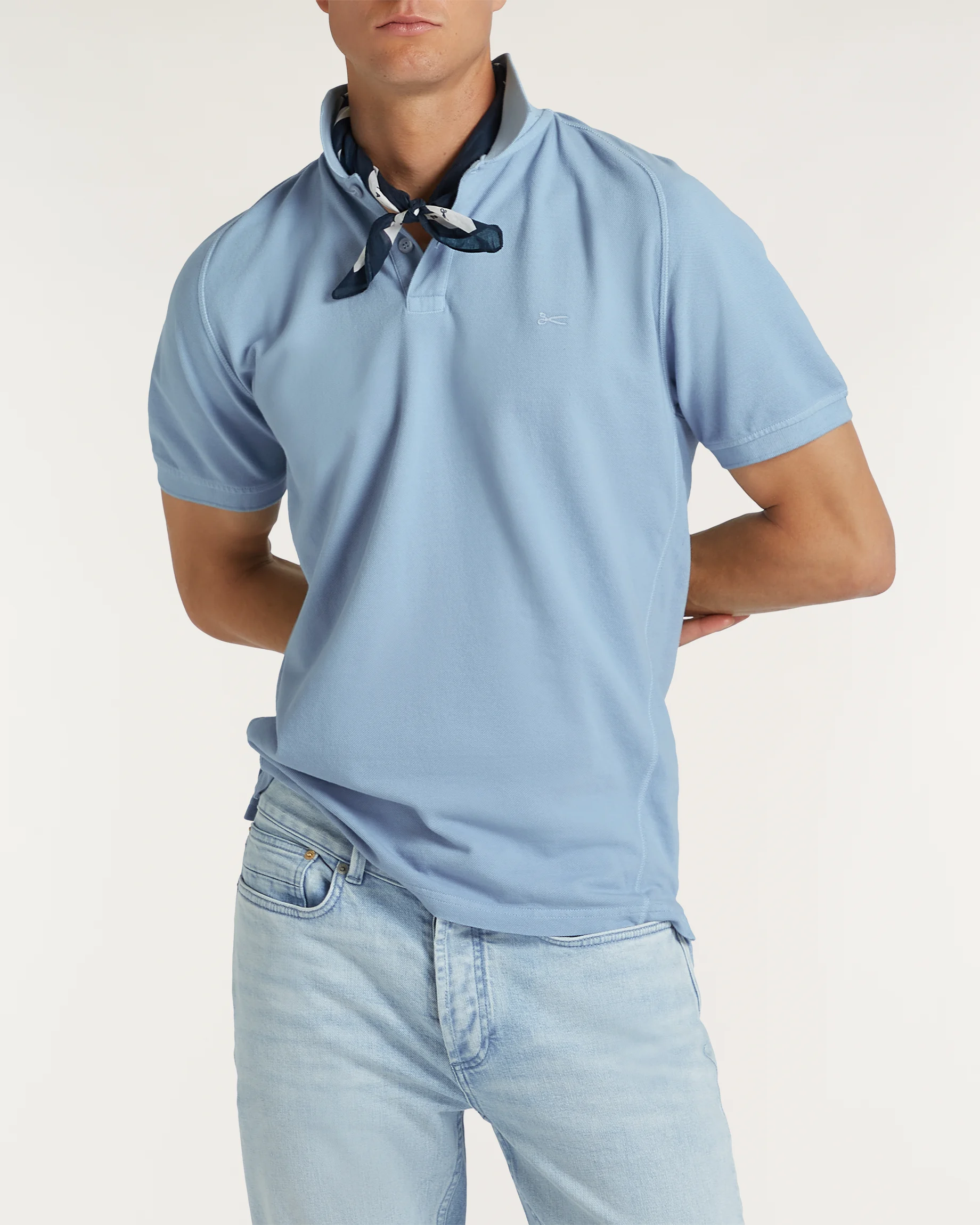 01-26-04-52-053-row1-2