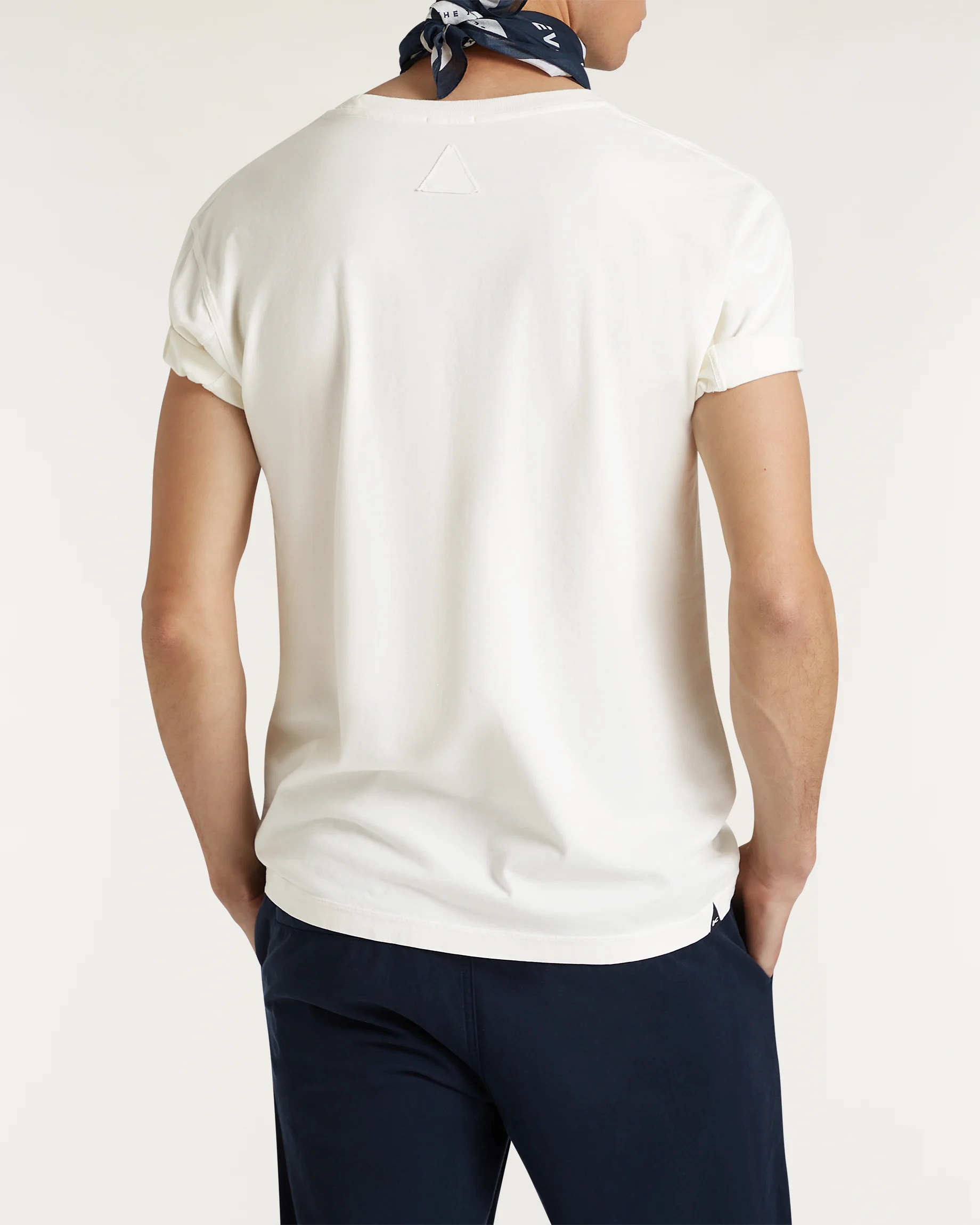 01-26-04-52-034-row2-2