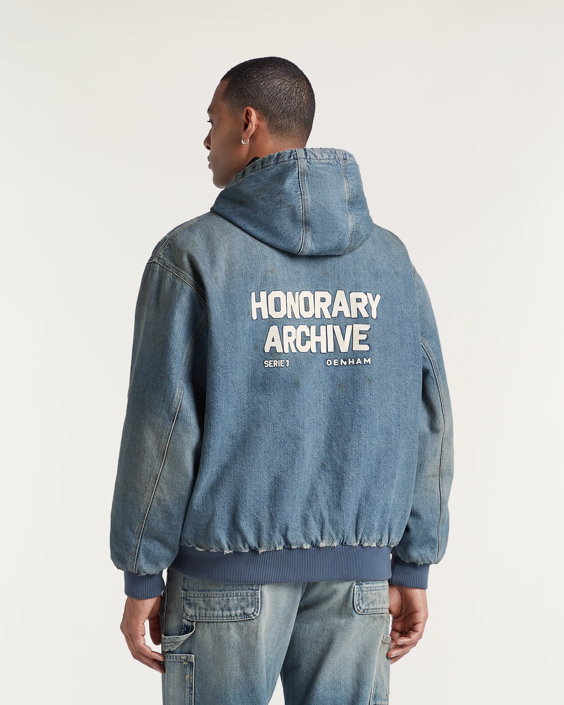 05-25-08-21-002-row2-2-US