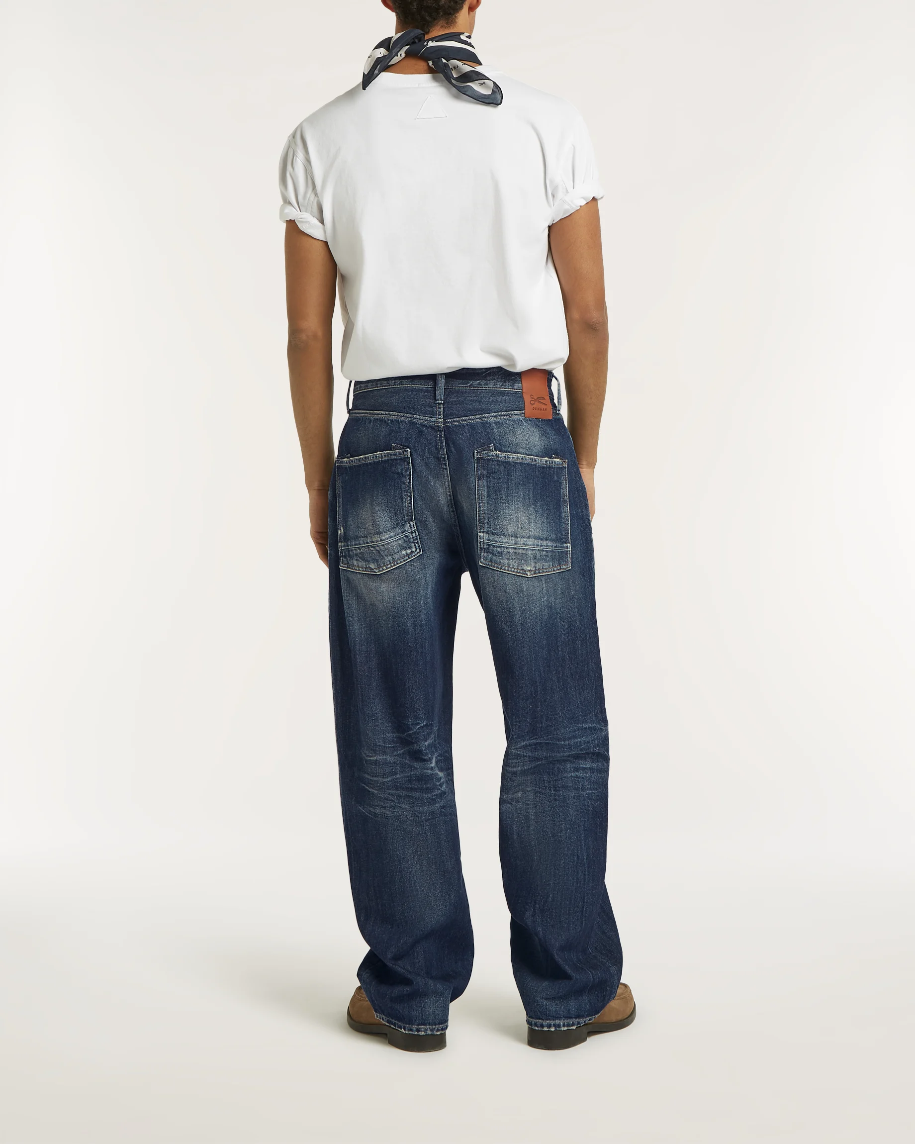 01-26-01-11-032-row2-2