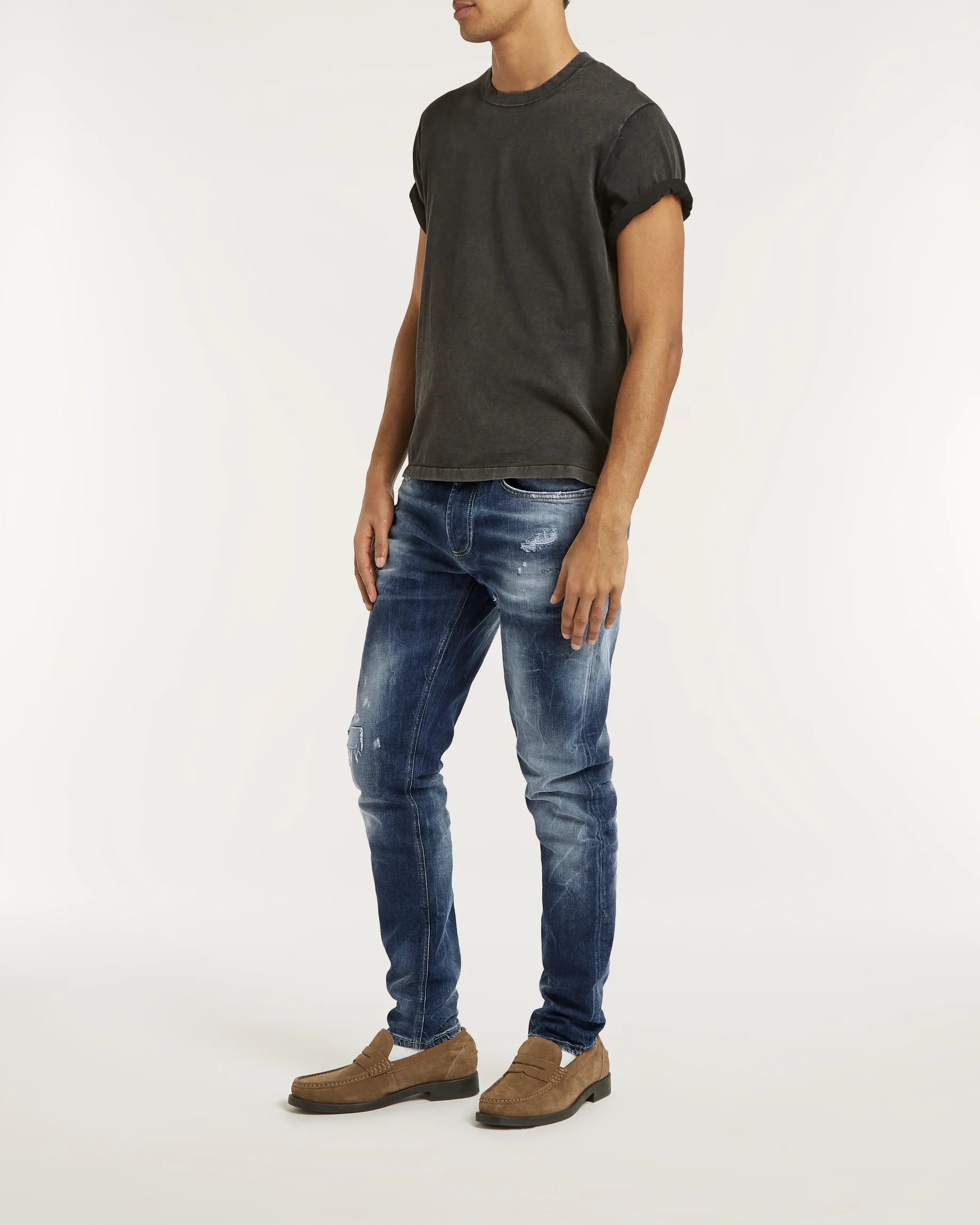 01-26-01-11-050-row3-2