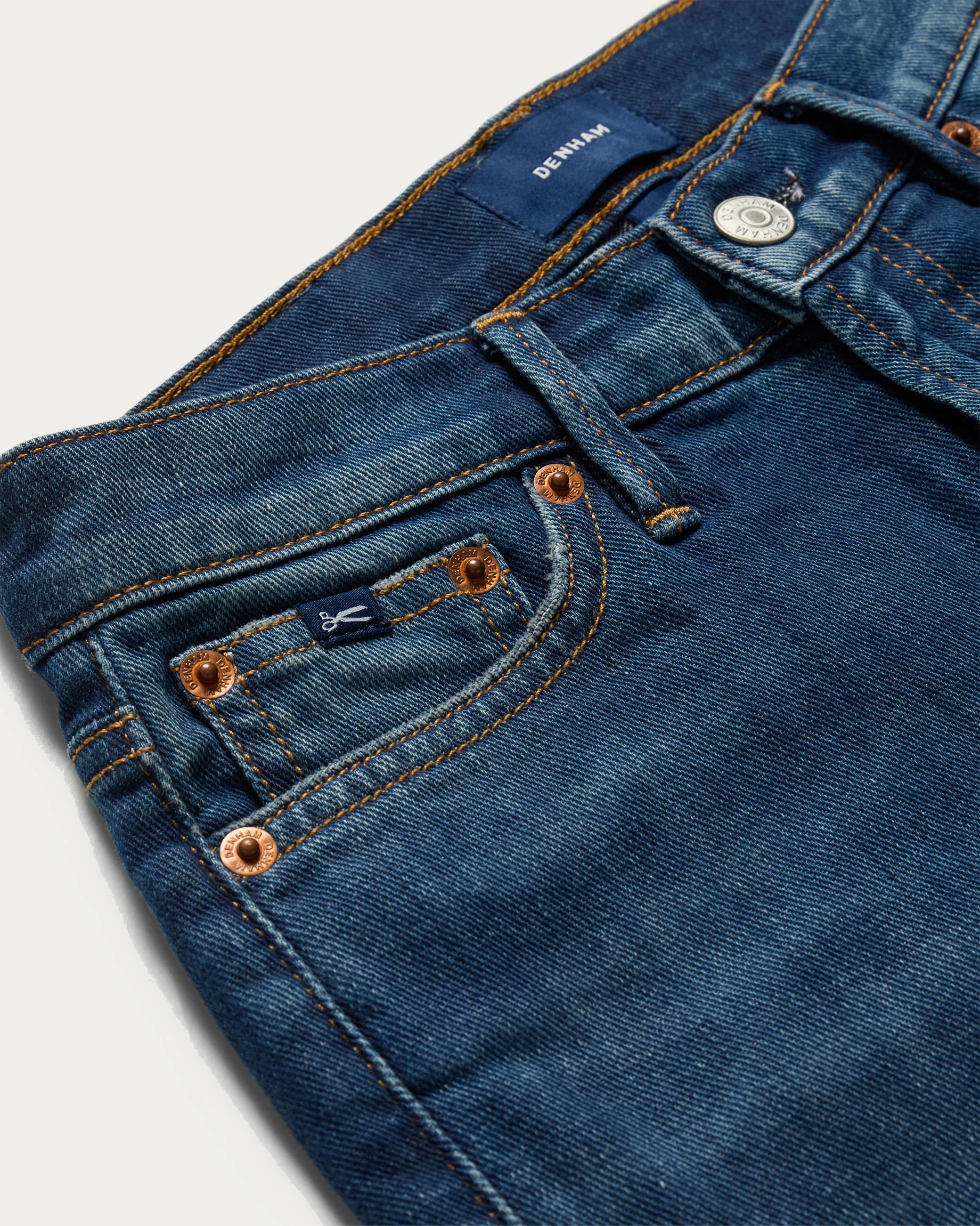 02-26-01-11-025-row3-1