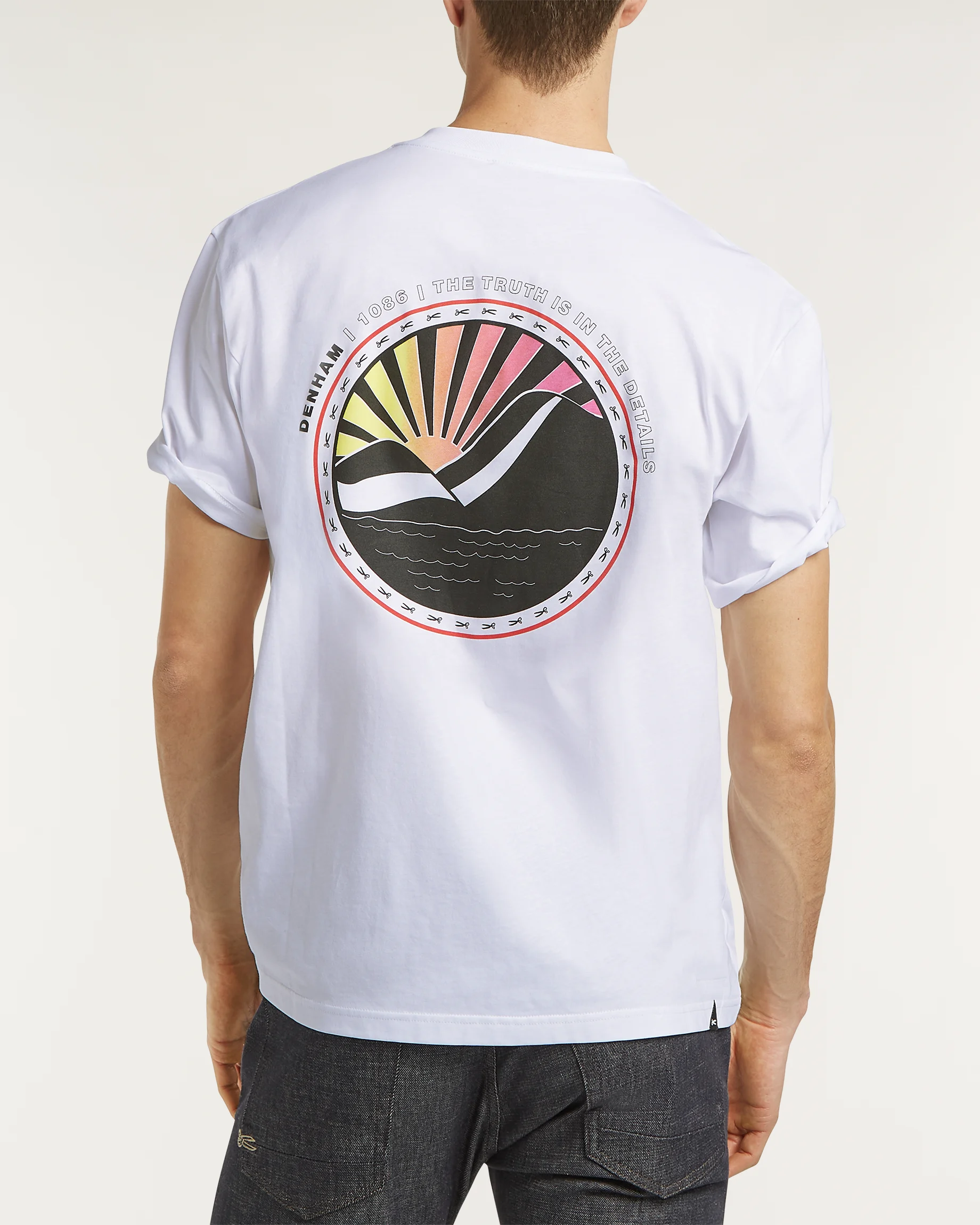 01-26-01-52-083-row2-2