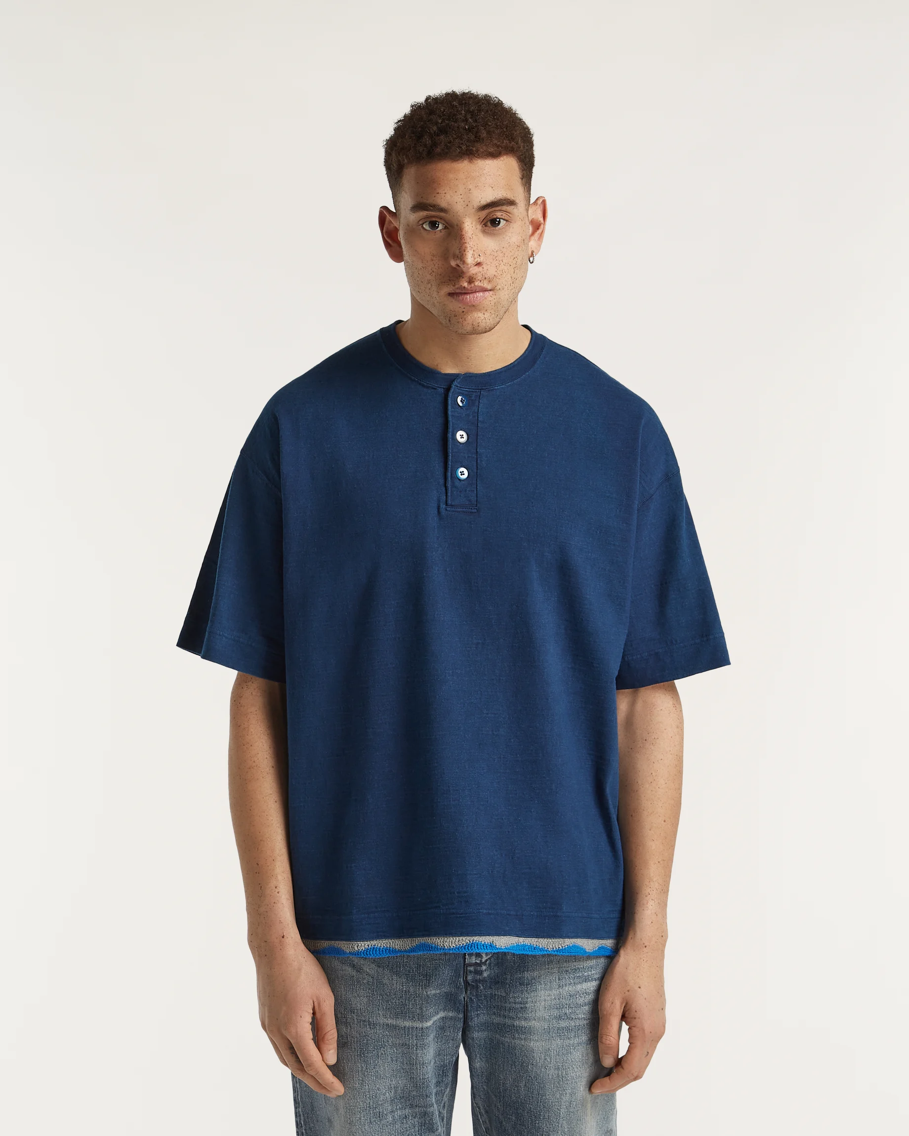 01-25-05-52-273-row2-2