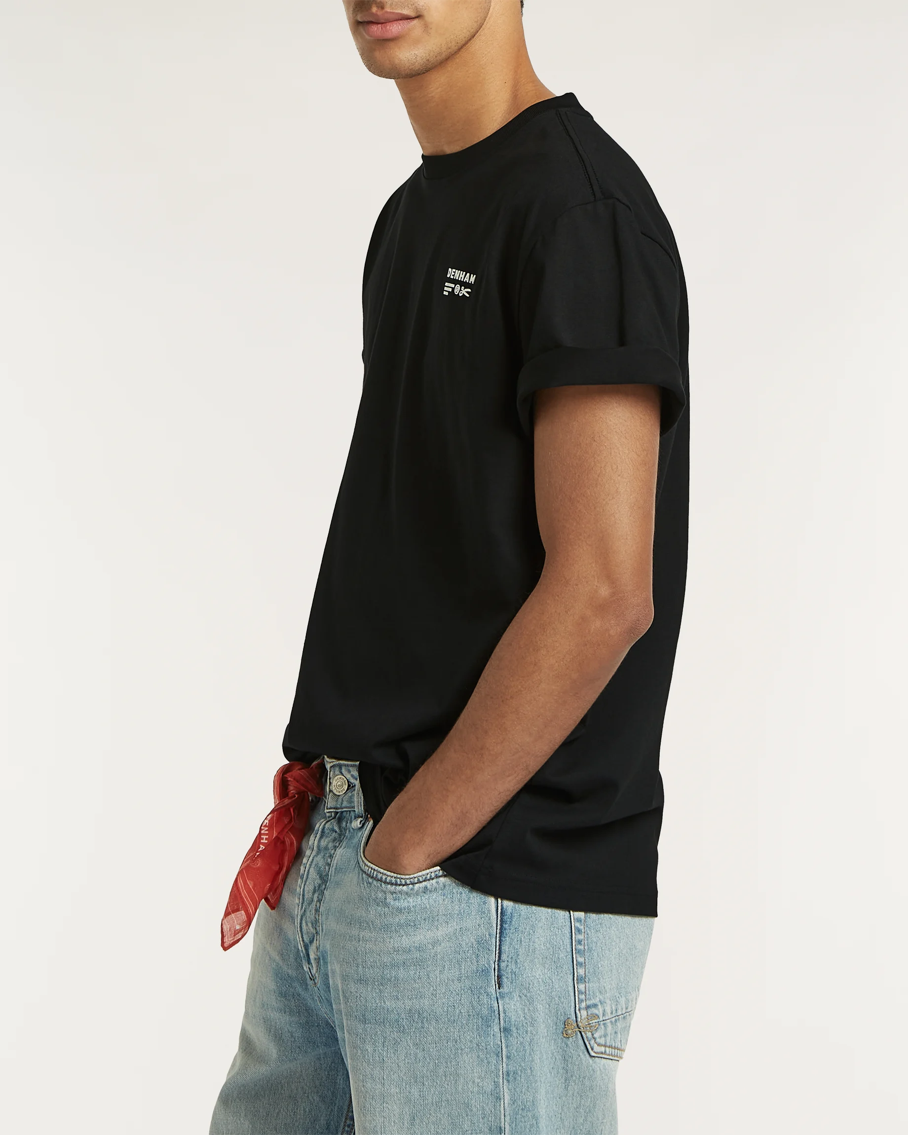 01-26-01-52-066-row3-2