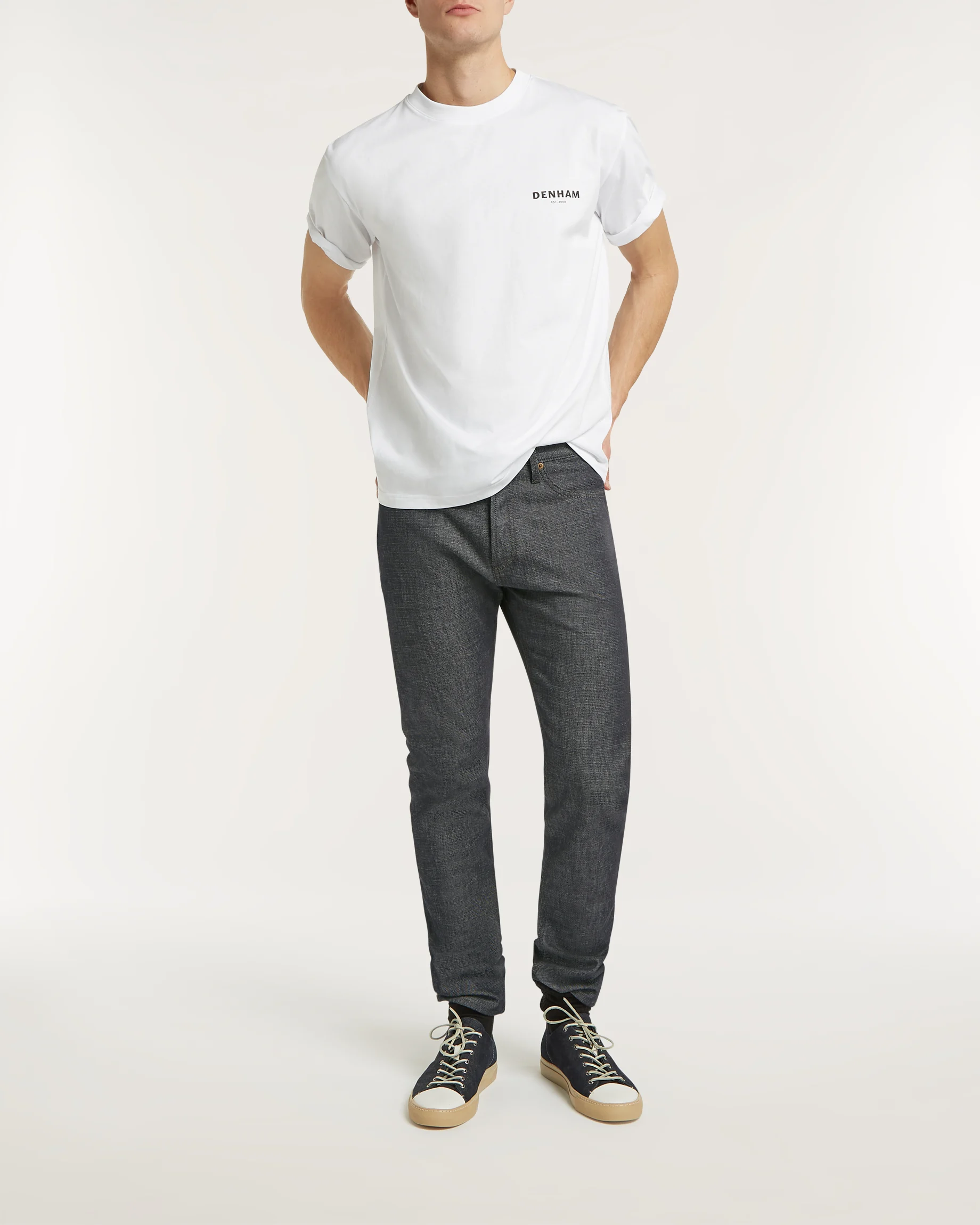 01-26-01-11-035-row1-2