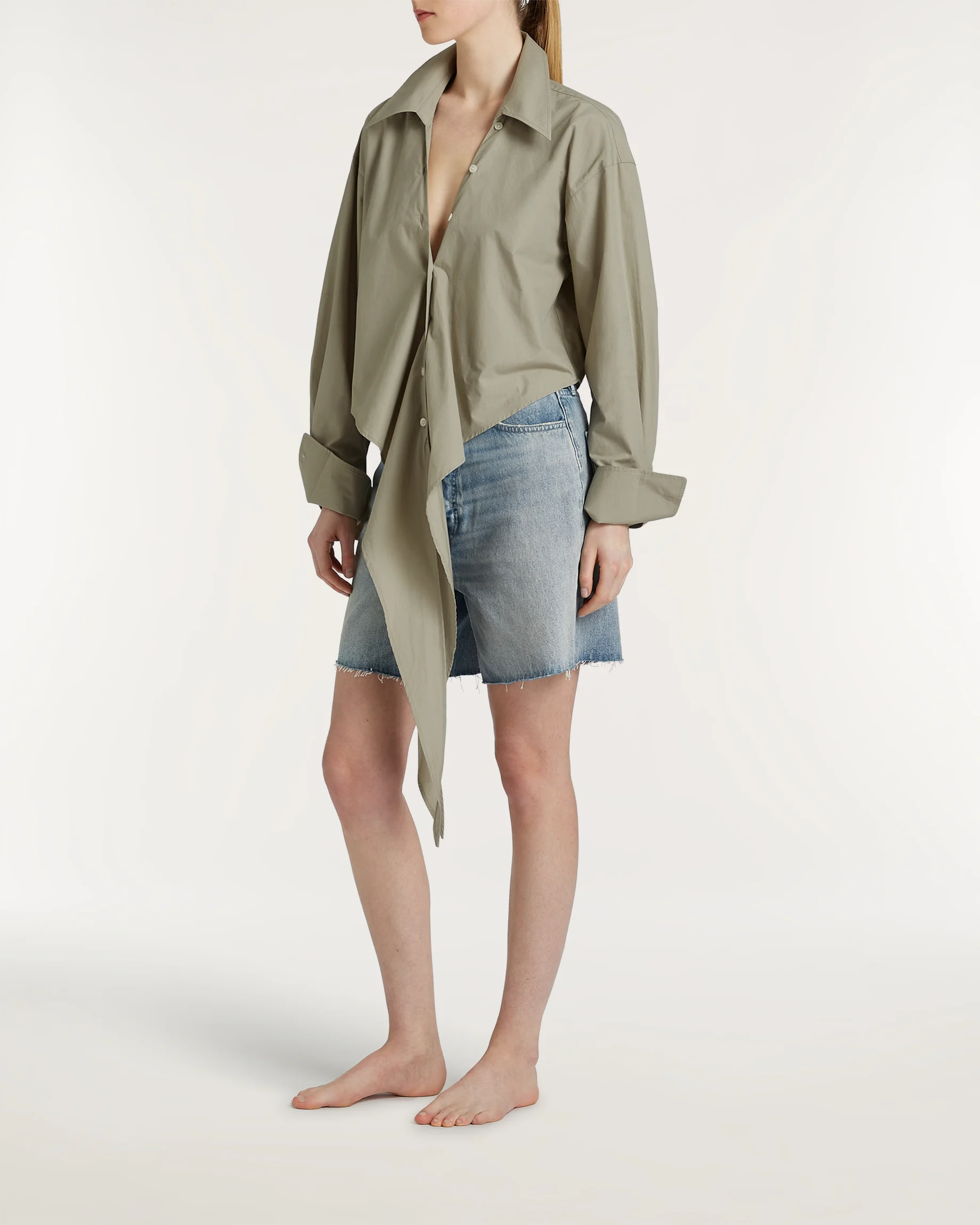 02-26-04-40-002-row3-2