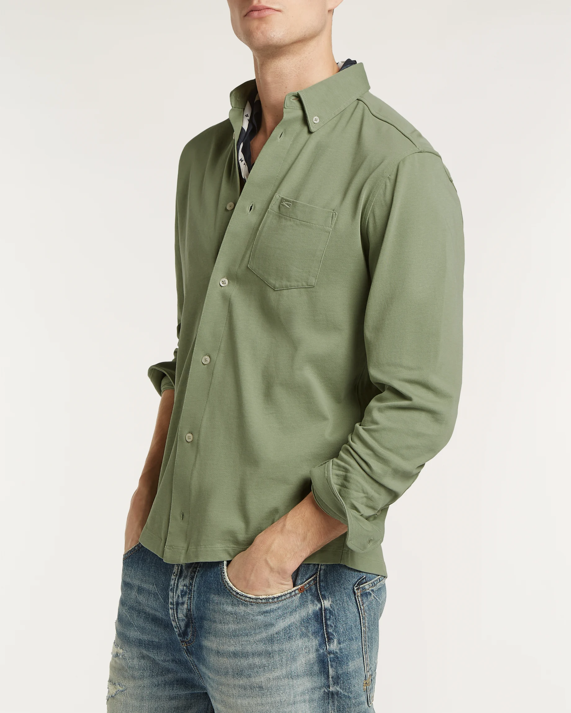 01-26-01-40-083-row3-2