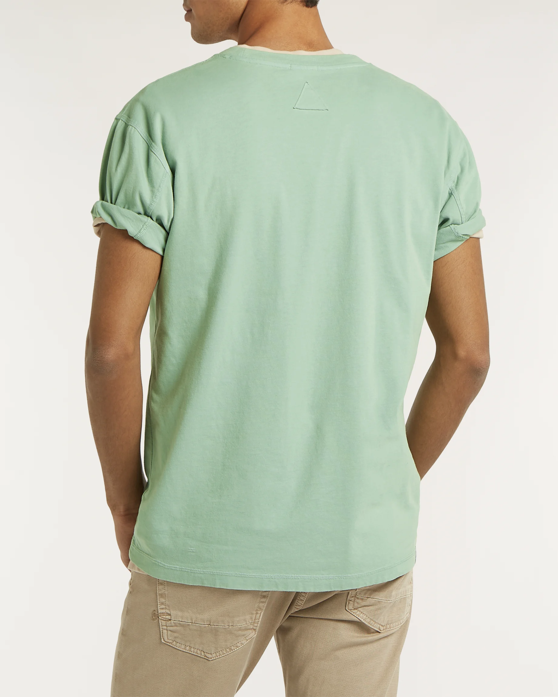 01-26-01-52-035-row2-2