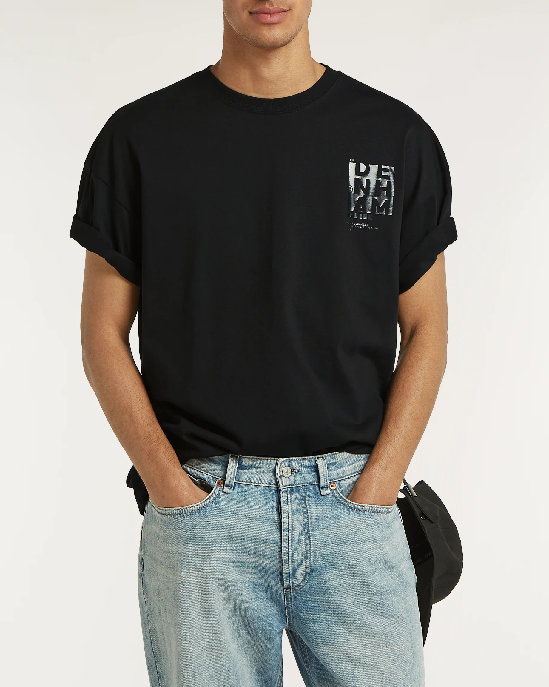 01-26-01-52-067-row1-2