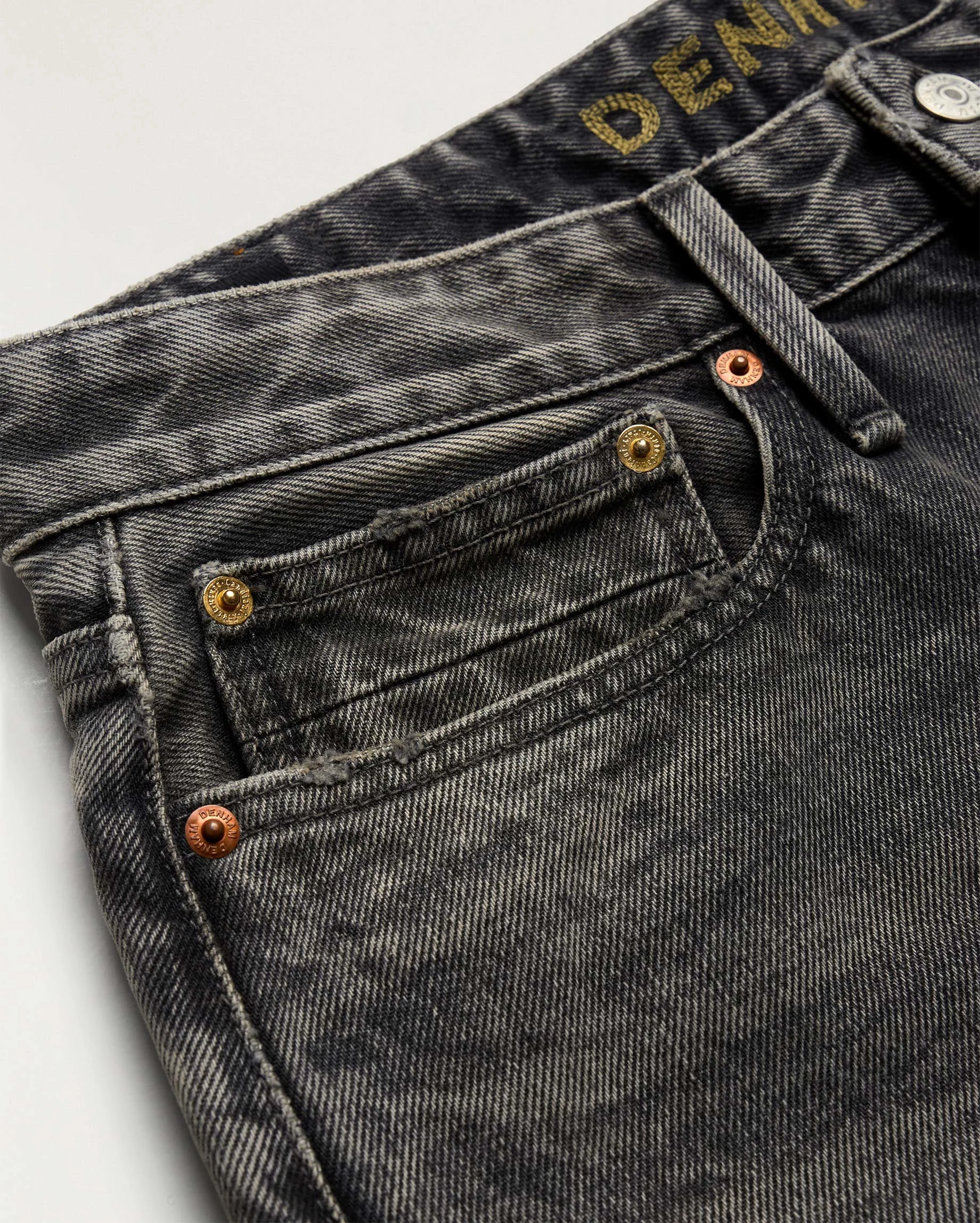 01-25-08-11-003-row3-2