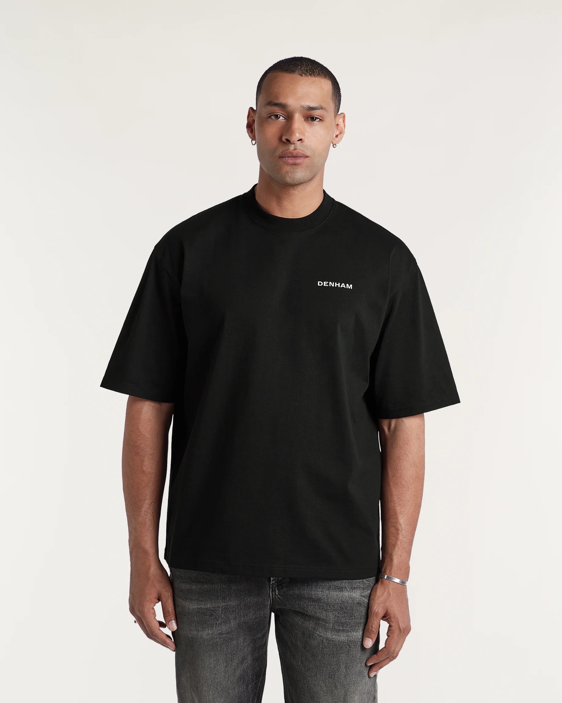 YIN YANG BW TEE BLACK
