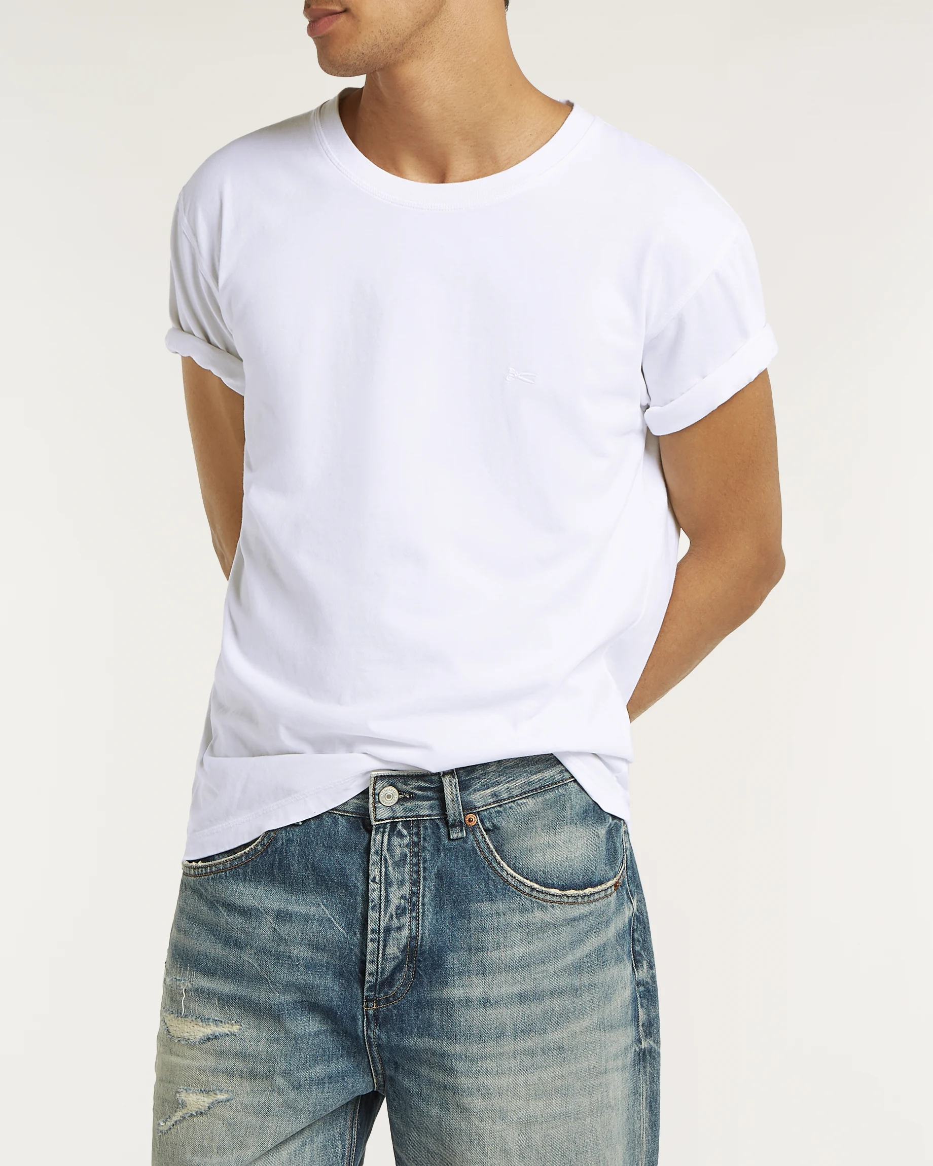 01-26-01-52-030-row1-2