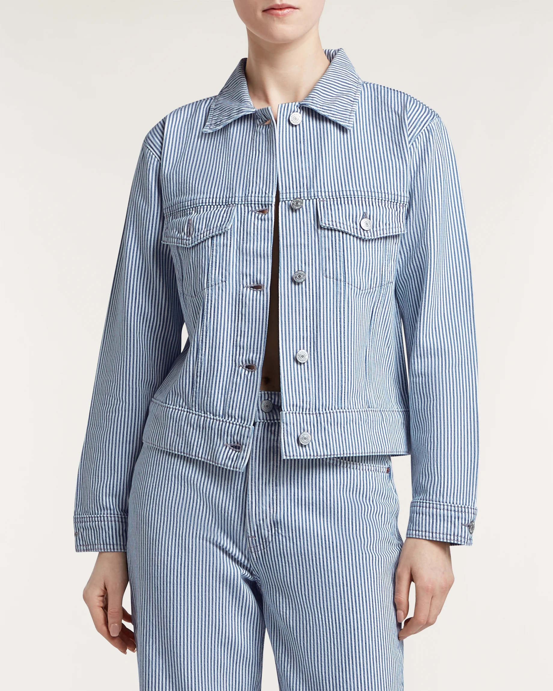 02-26-01-21-001-row1-2