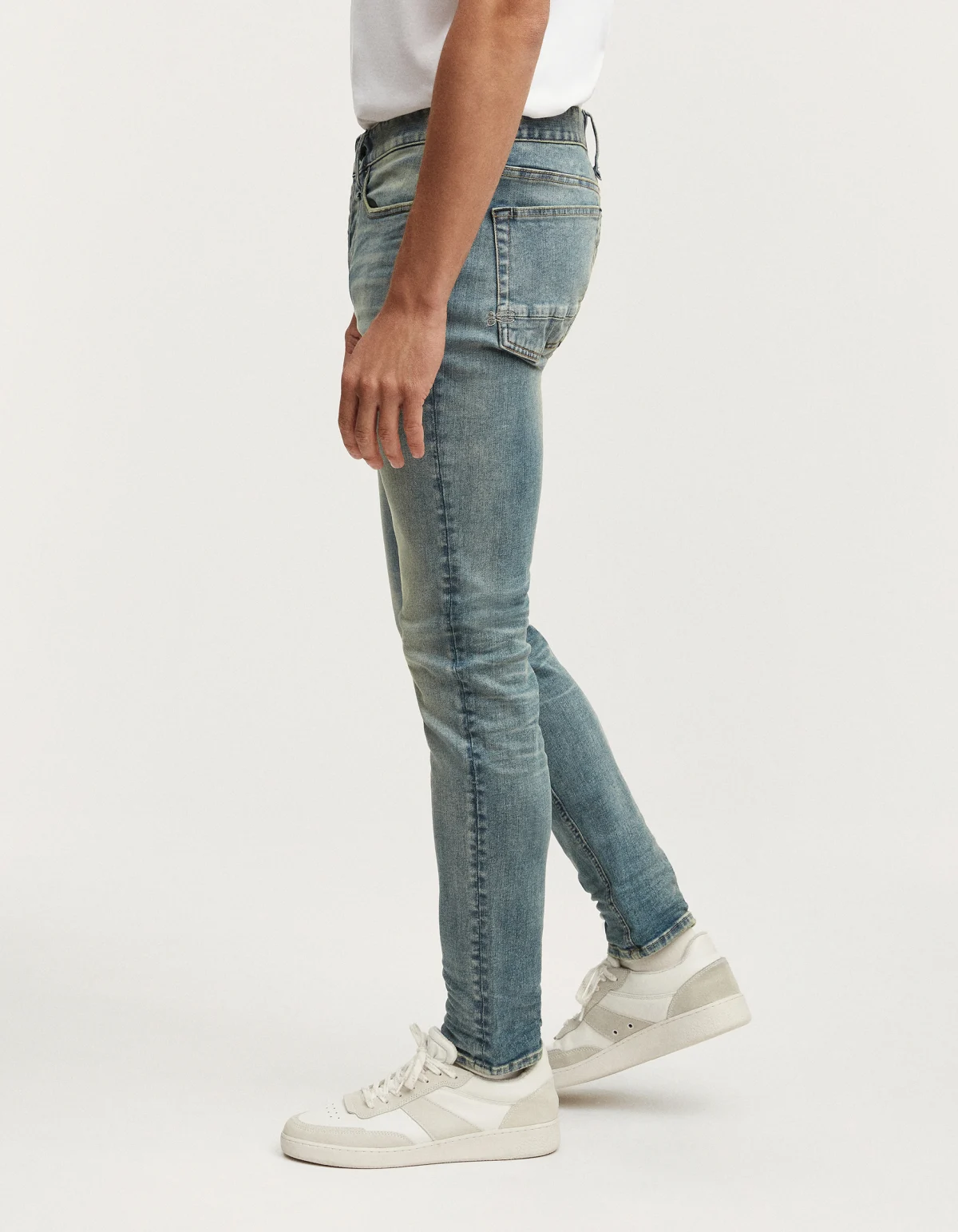 Free Move Jeans
