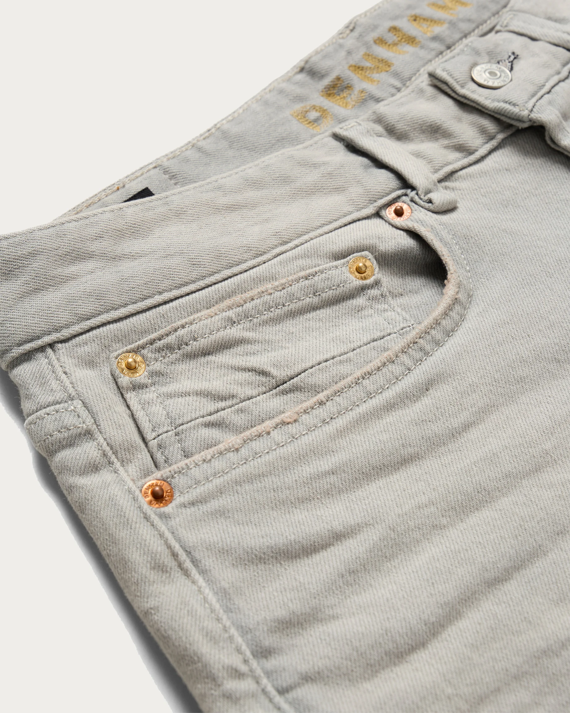 01-26-01-11-007-row3-1