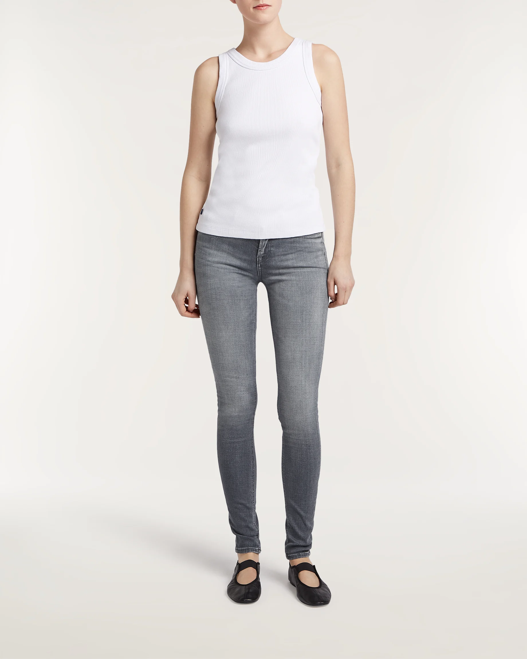 02-26-01-11-017-row1-2