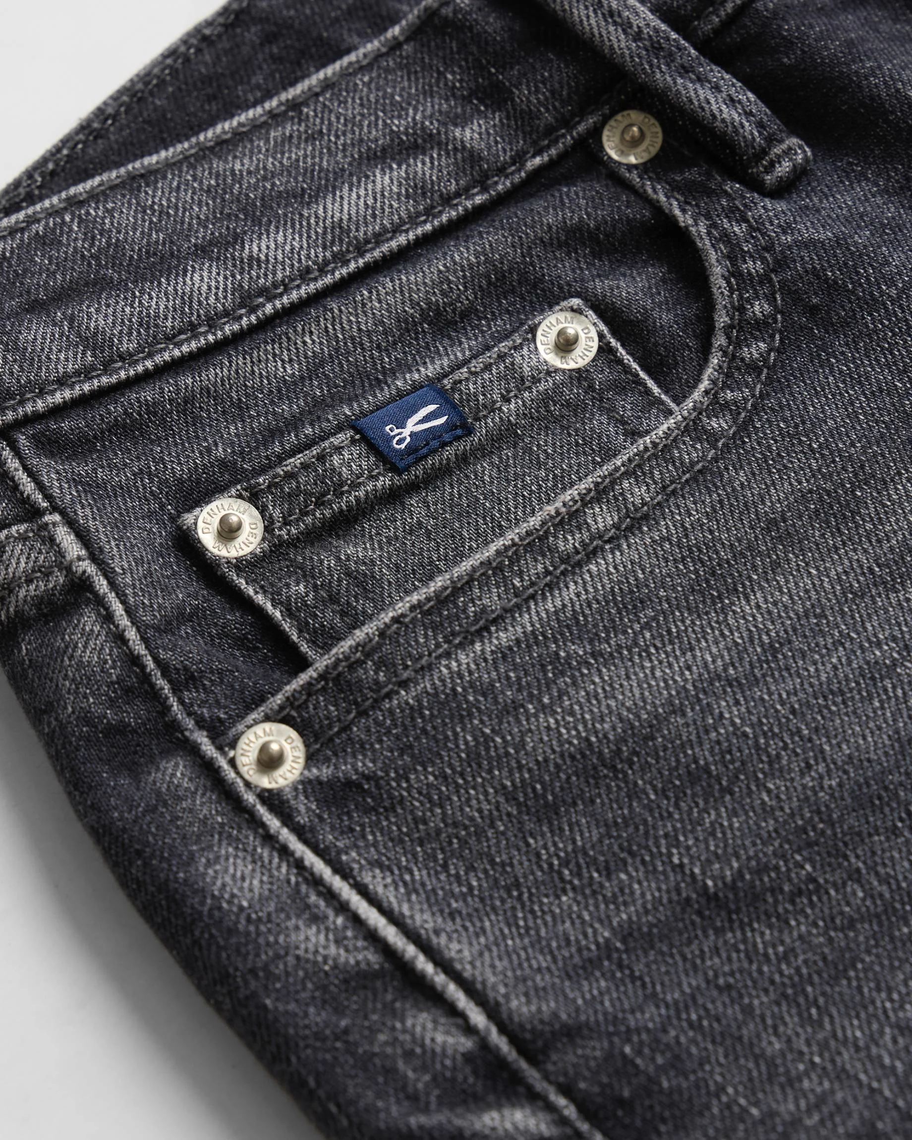 02-25-10-11-022-row3-1