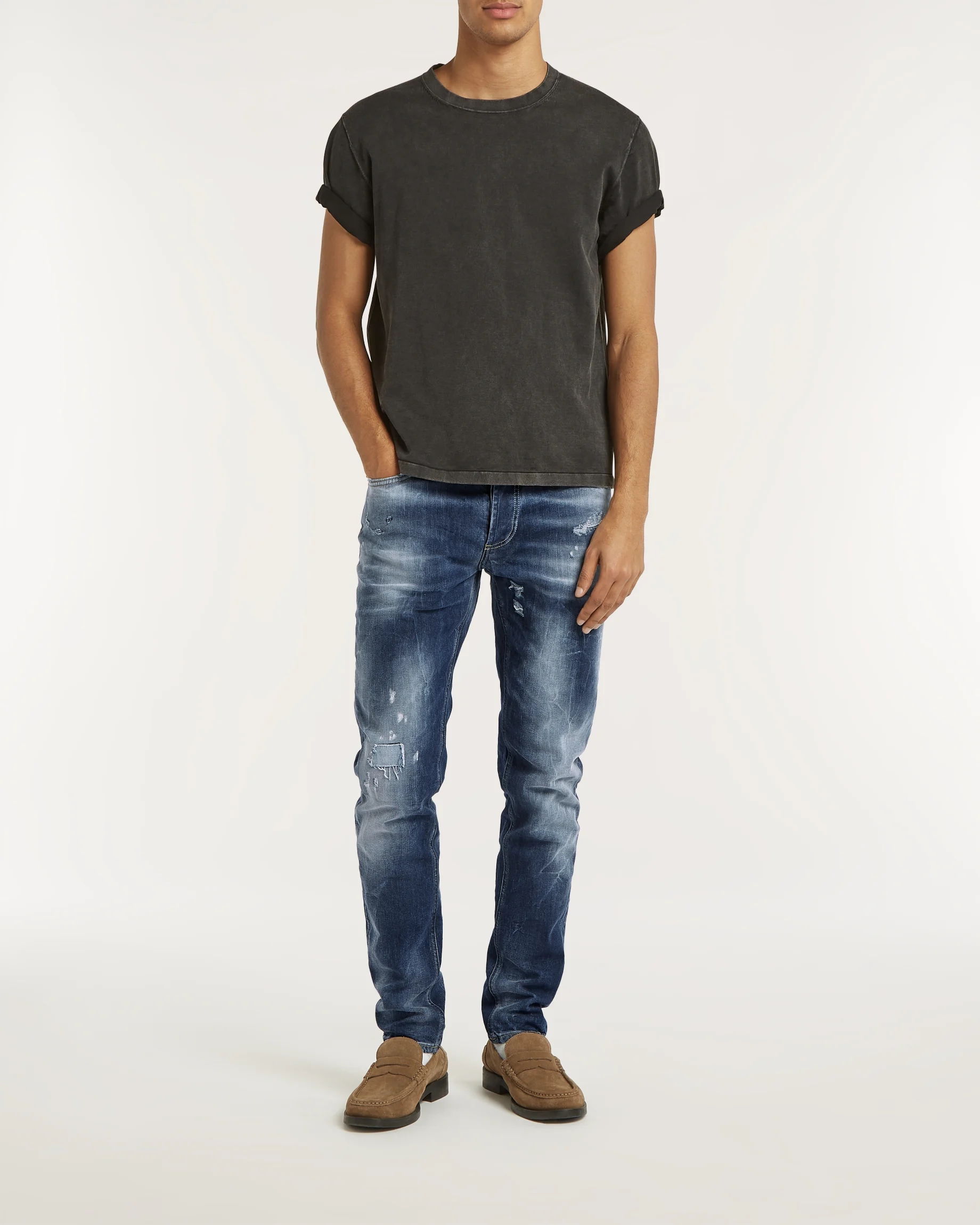 01-26-01-11-050-row1-2