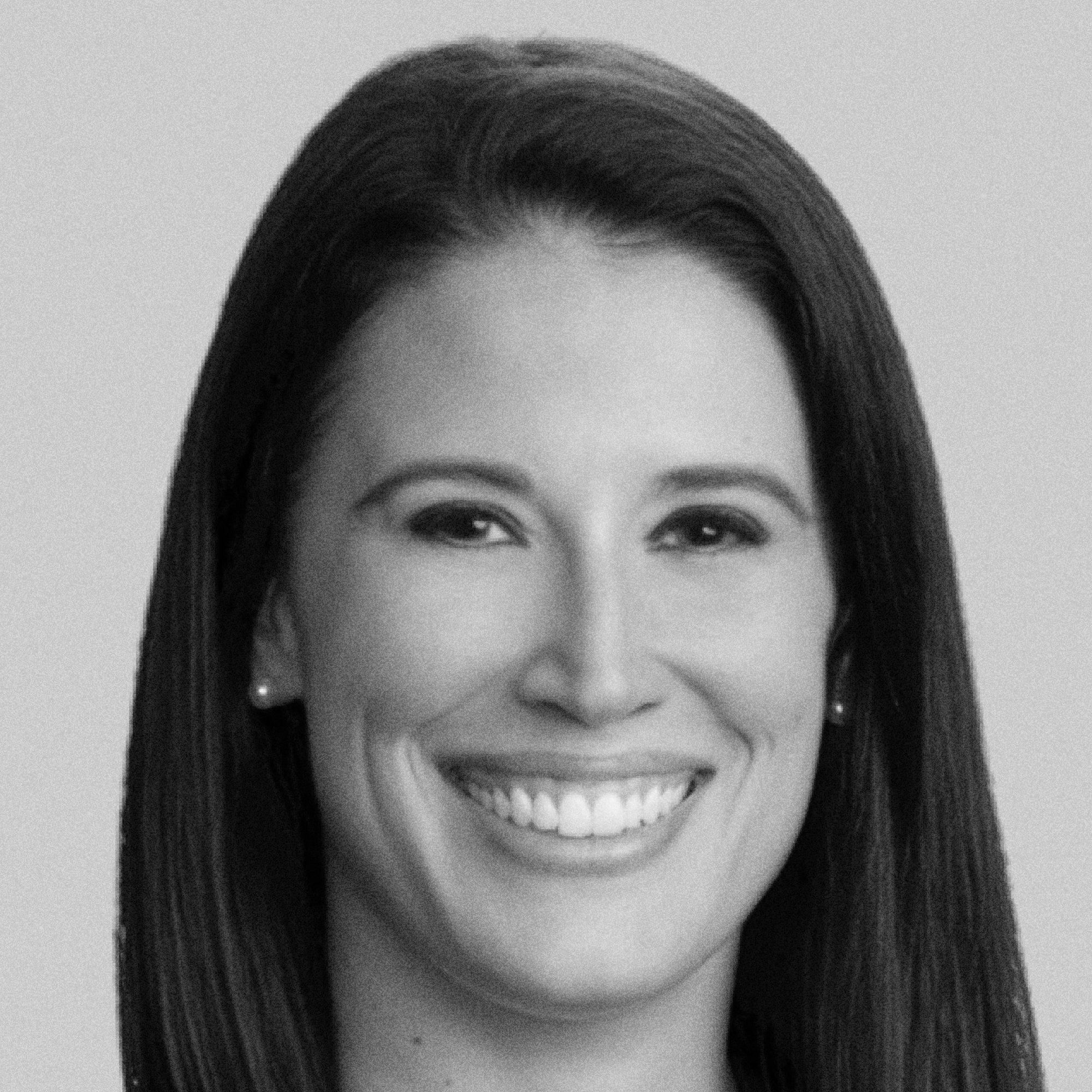 Stephanie Taylor-bw-square