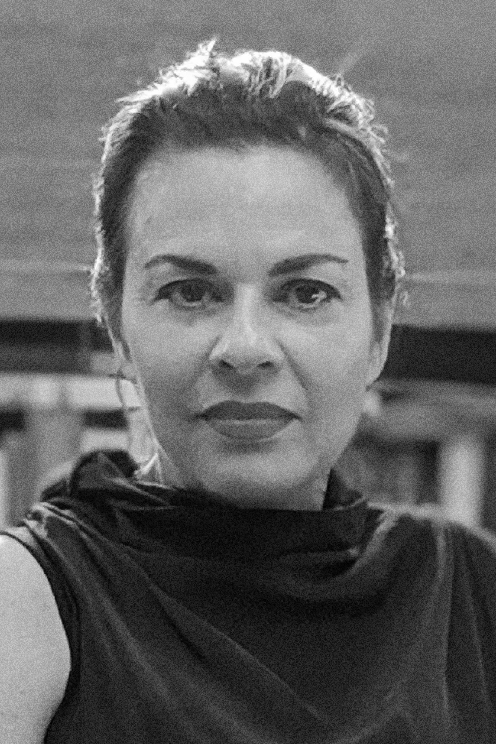 Orna Guralnik-bw-2x3