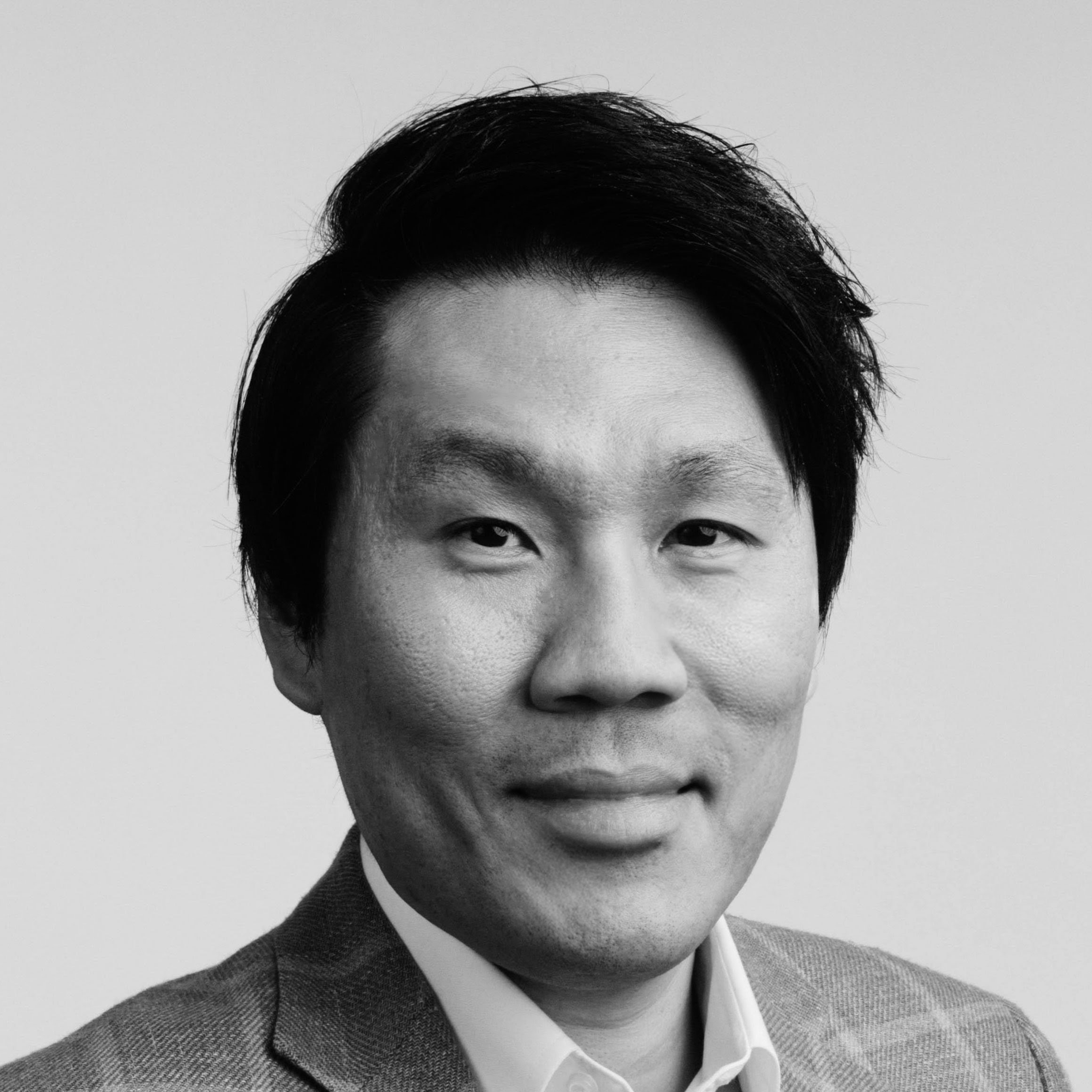 Gabriel Quek bw square-1