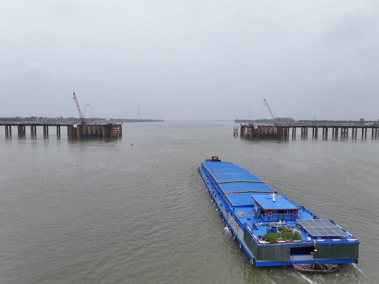 Dei Edth–Thmor Kor Mekong River Bridge Near 50% Completion, Running Ahead of Schedule