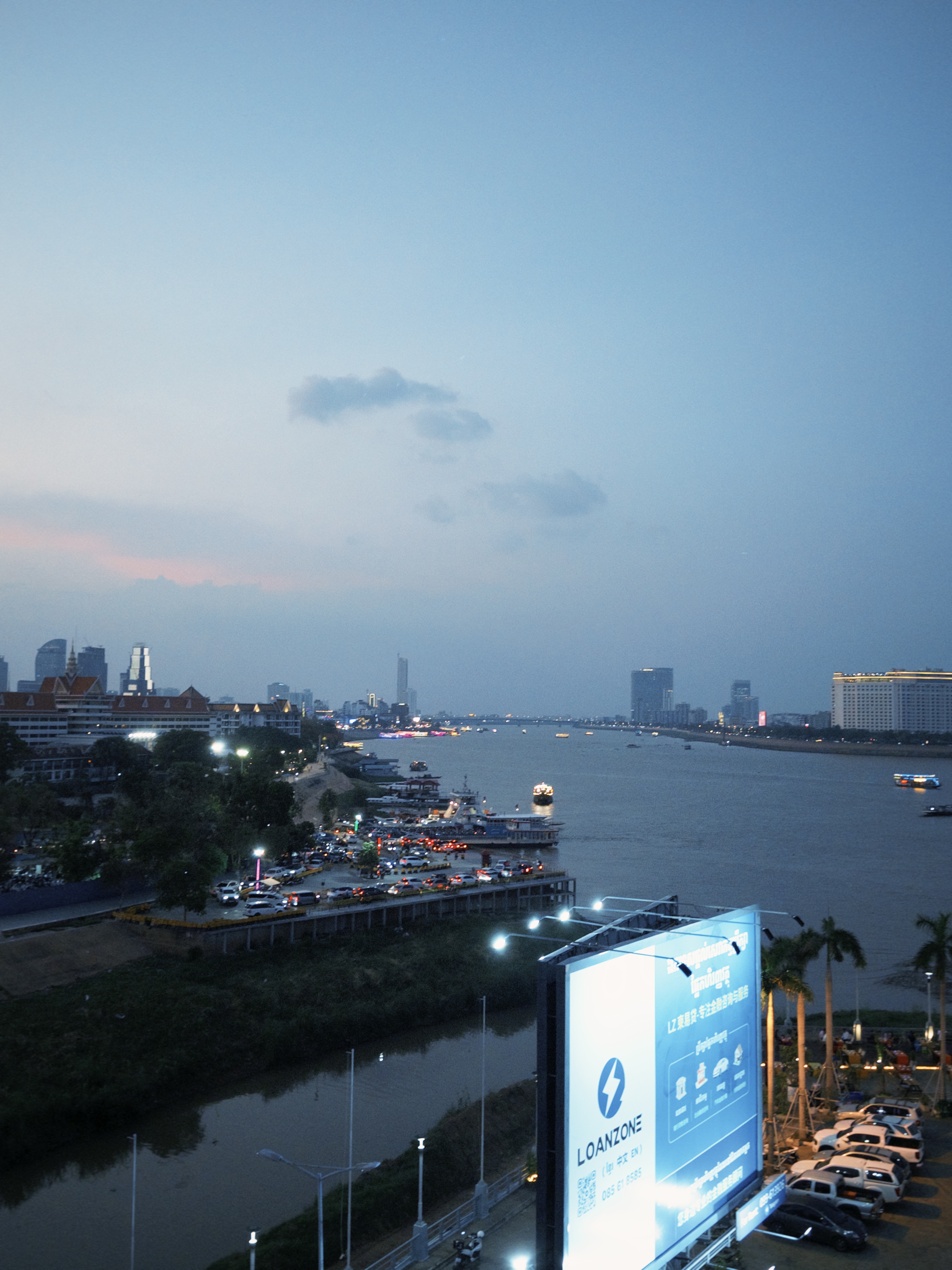 Image 3 for Royal Palace Area Guide: Living, Cost & Property Prices (2026)