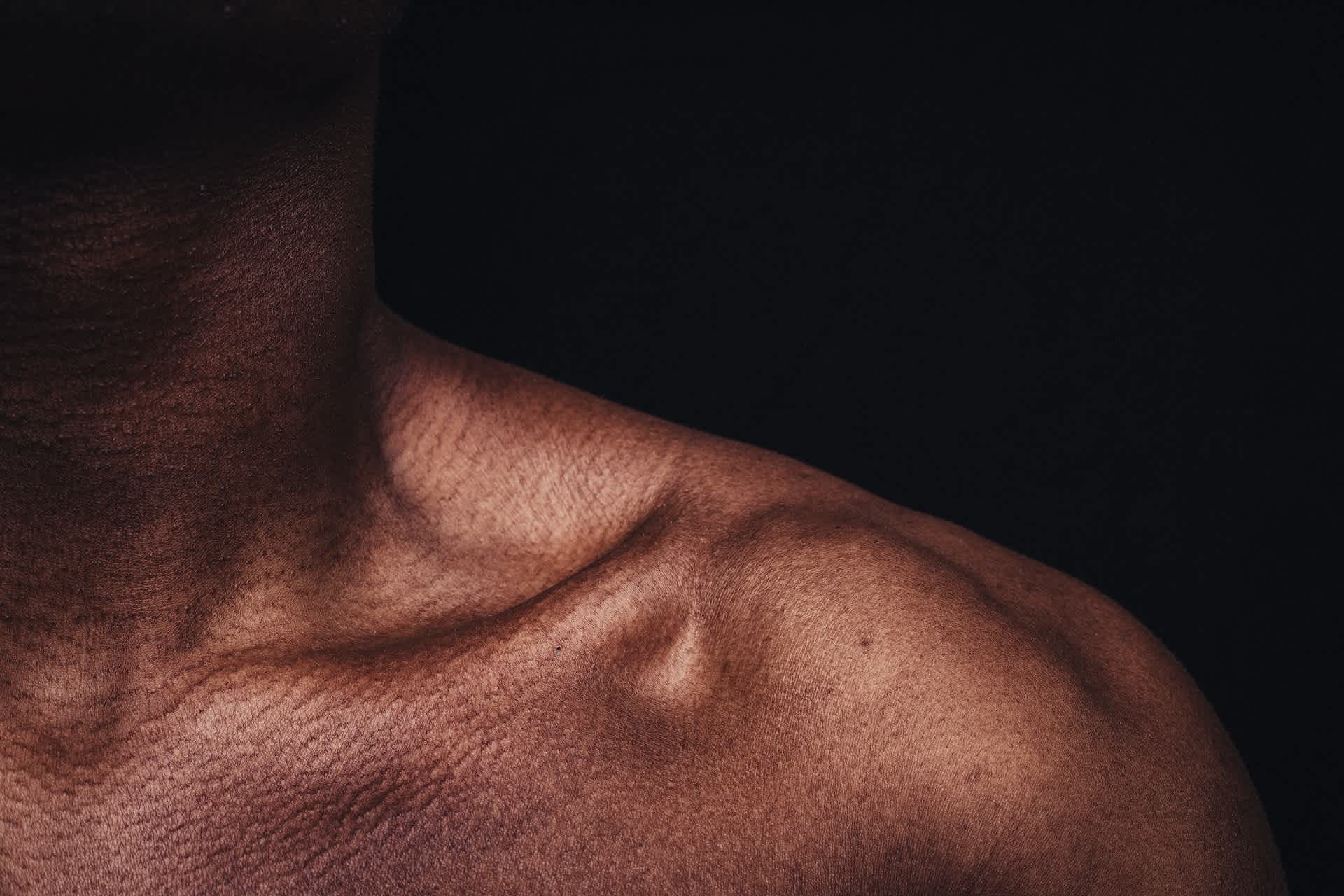 Close up of a man's shoulder