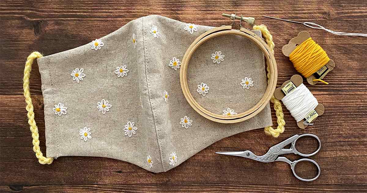 デイジーの刺繍入りマスクの作り方 レイジーデイジーステッチの刺し方