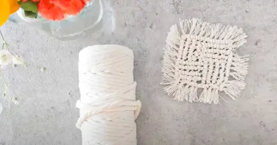 1種類の編み方で作るマクラメコースター