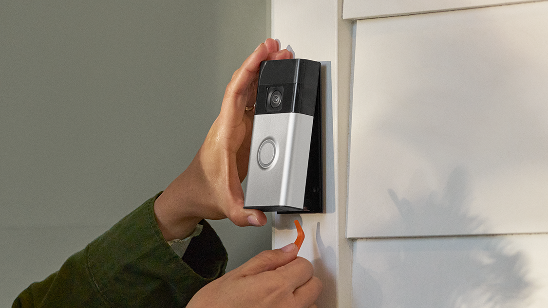 Ring doorbell battery release tab location