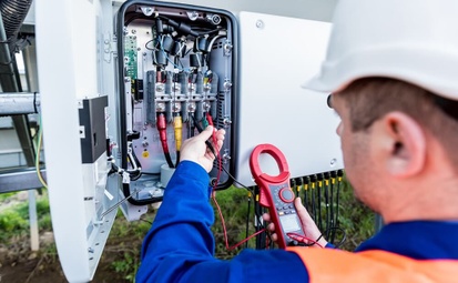 Como funciona o inversor fotovoltaico