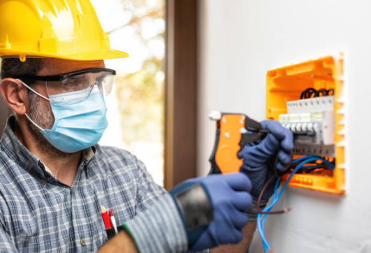 String Box em 2025: Como a NBR 17193 e o AFCI Impactam o Projeto da Proteção CC?