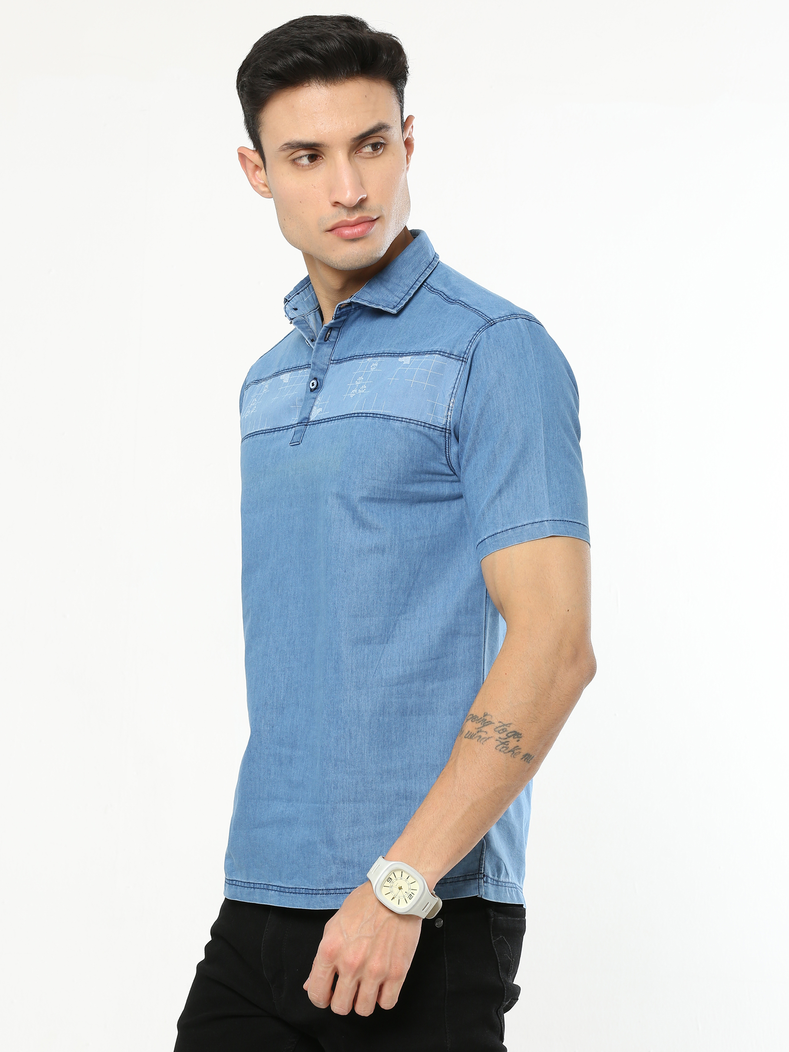 jeans T-shirt view 3