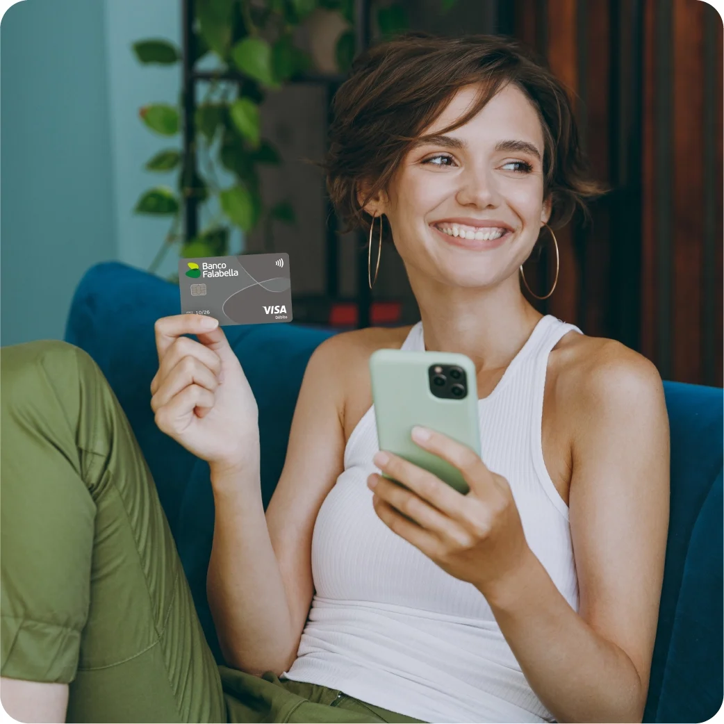 ¡Recoge tu Tarjeta de Débito y disfruta de un mundo de beneficios!