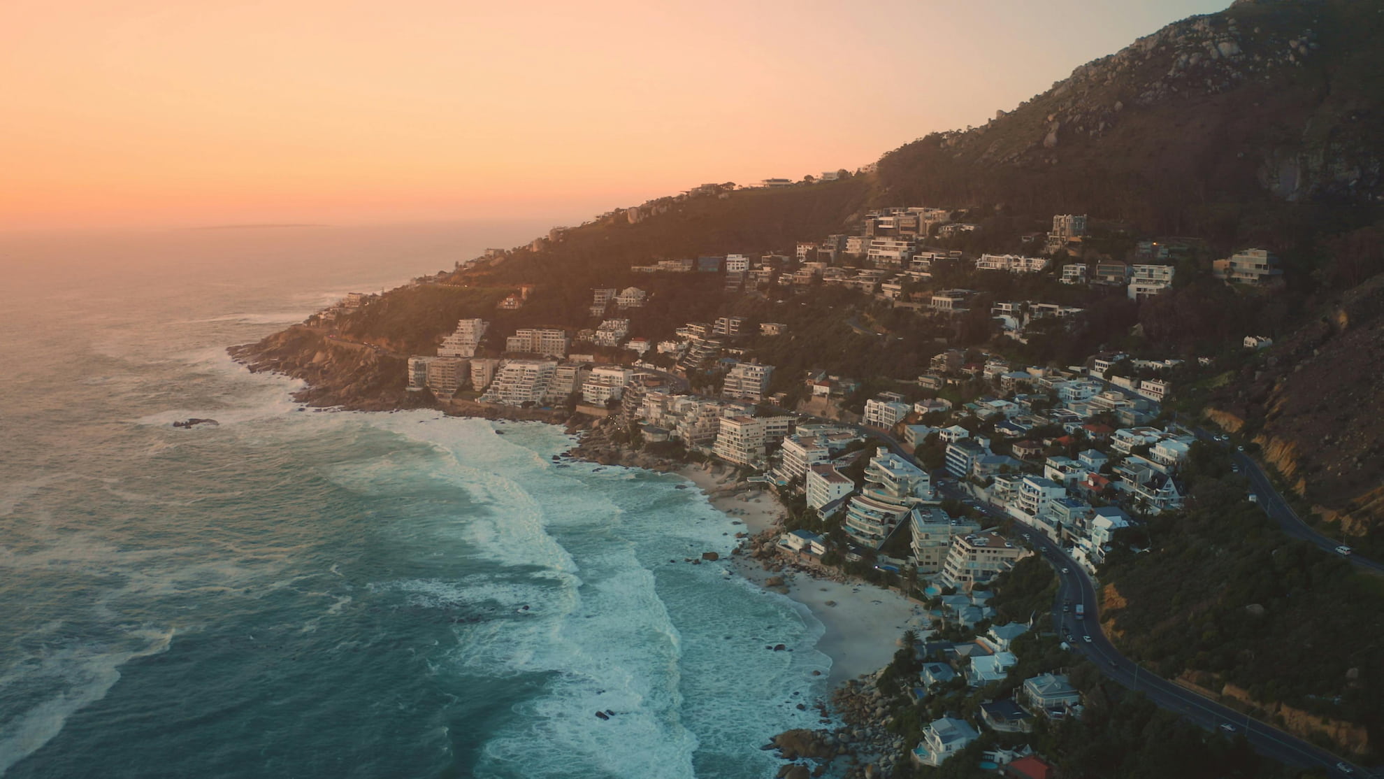 The most naturally beautiful city on Earth. Welcome to the Mother City, Cape Town.
