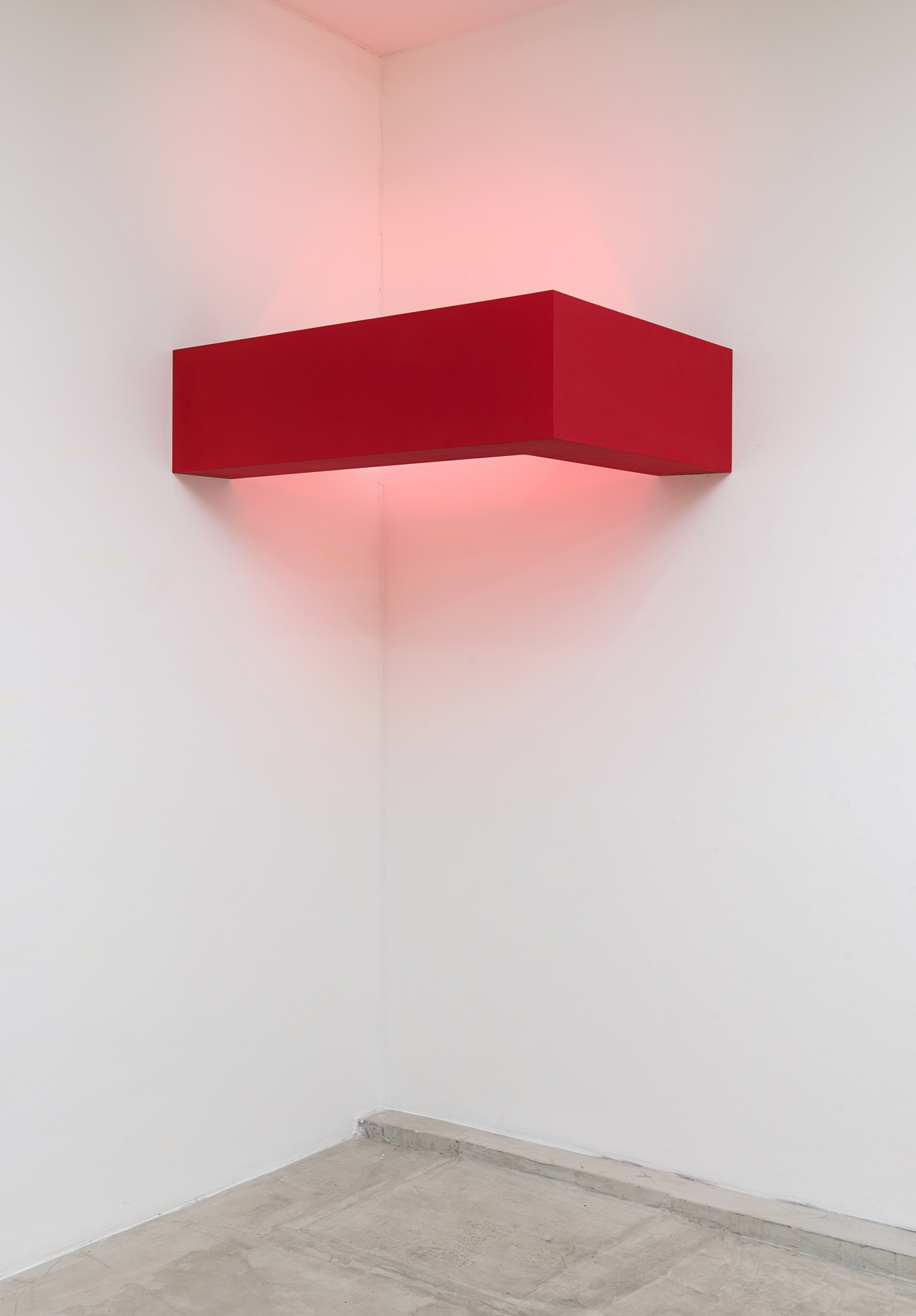 6 - Eco, 110x80x30cm, mdf policromado y led, 2025 - Mariela Vita