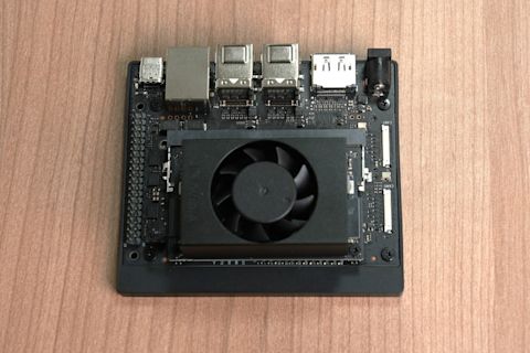 Jetson orin nano super本体表面