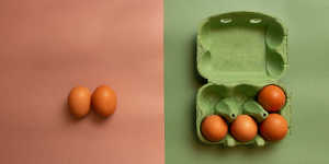 Huevos en representación metafórica de la vasectomía y de la anticoncepción masculina