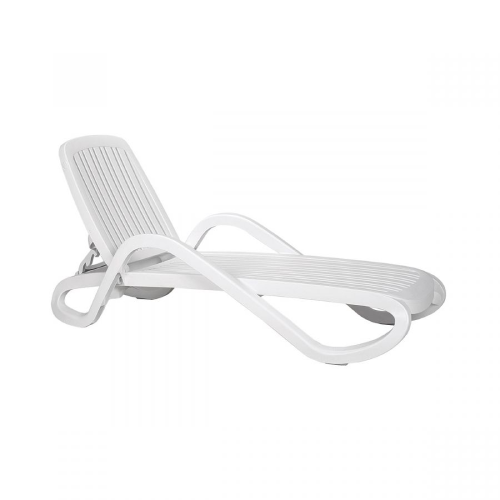 Durable White Adjustable Plastic Pool Lounge Chair