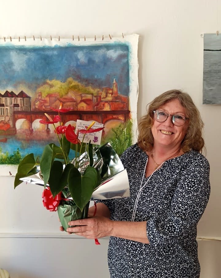 Mariela Luzi: Imágen de Perfil