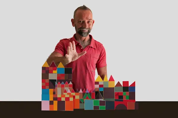 EL CUMPLEANOS DE MONA LISA book-trailer-0.00.14.12