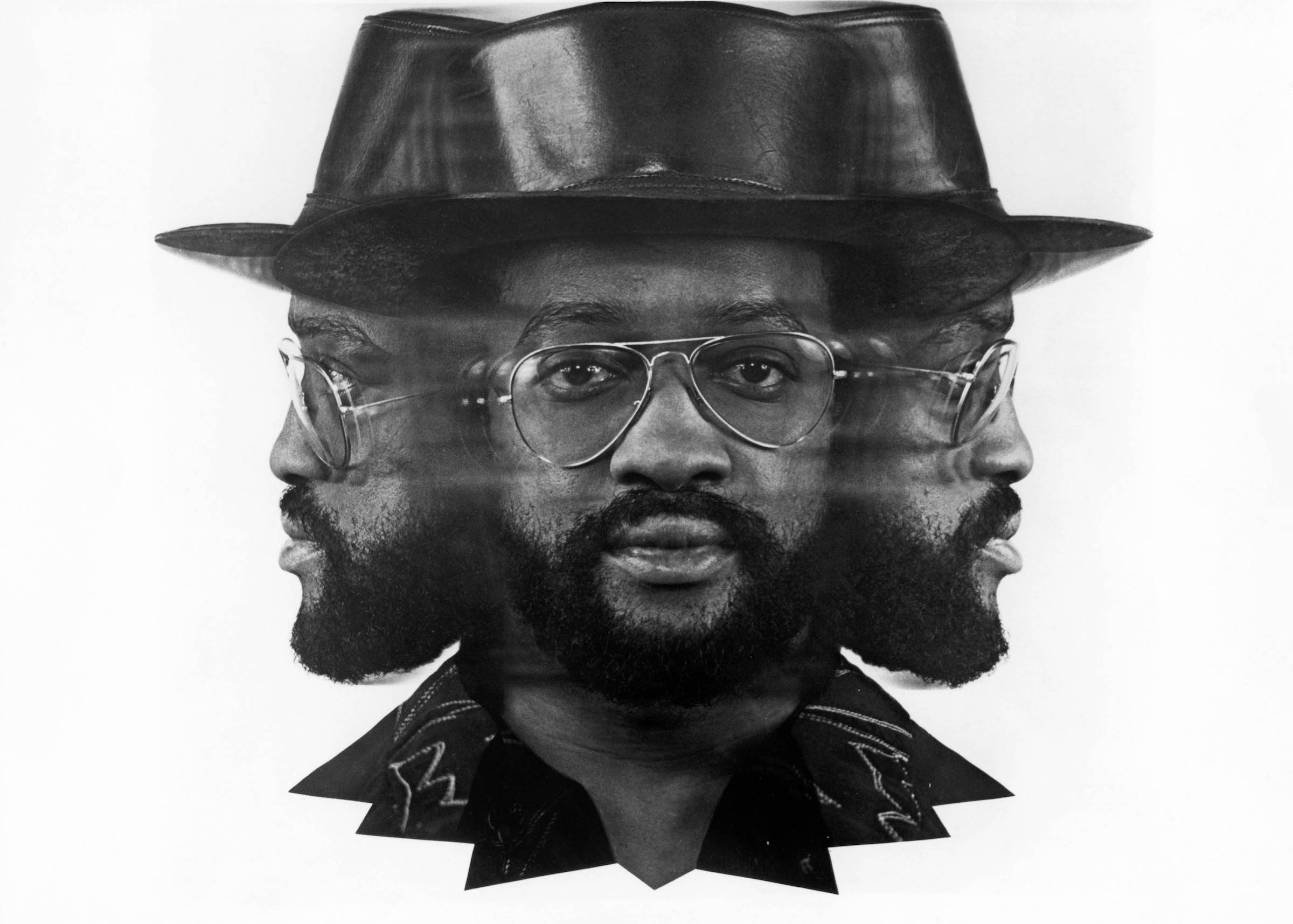 Paul first. Billy Paul - first class (1979). Billy Paul - me and Mrs. Jones.mp3. Bill Withers watching you watching me. Live in Europe Билли пол.