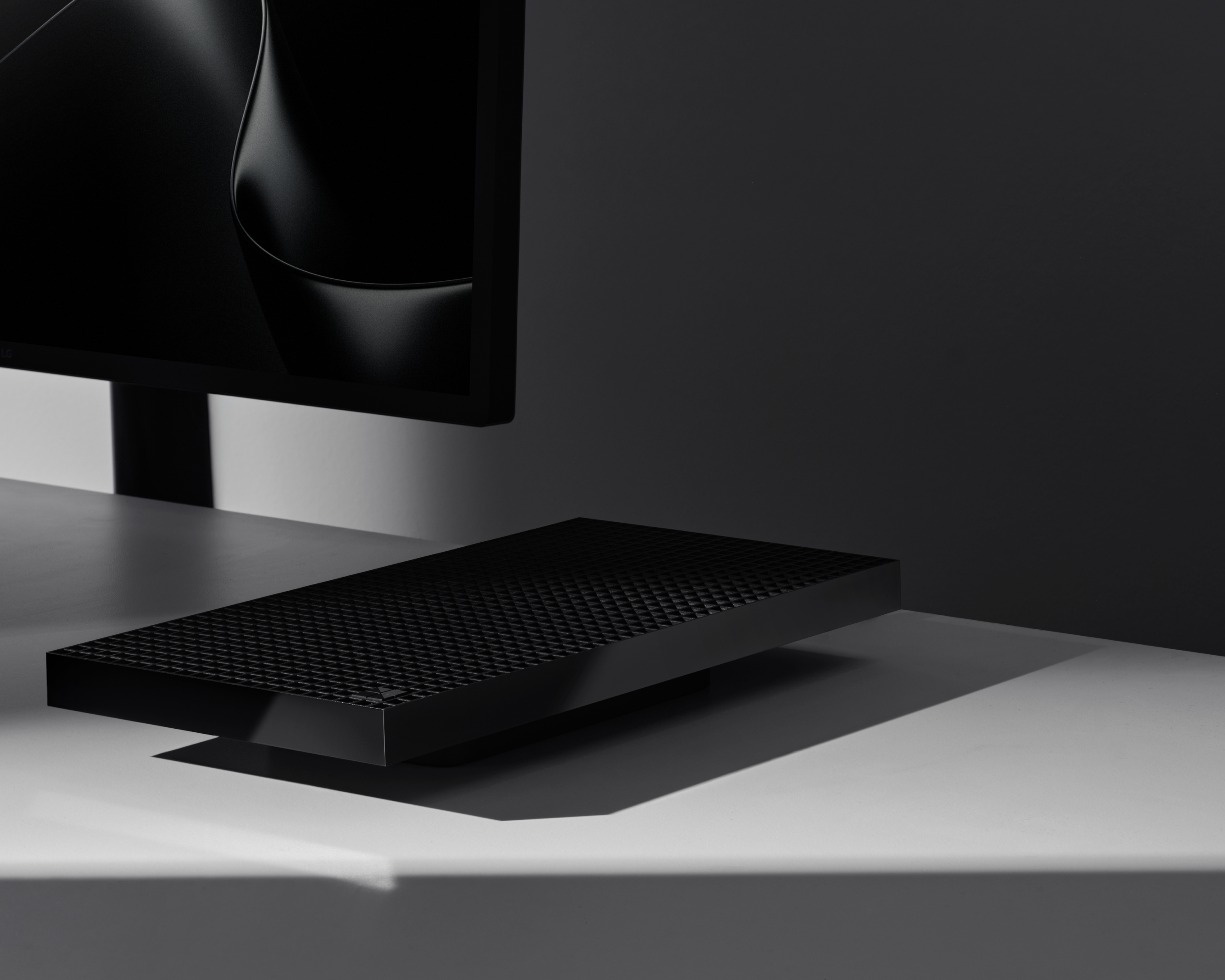 MSFT-A-Device-Table_view-new.png